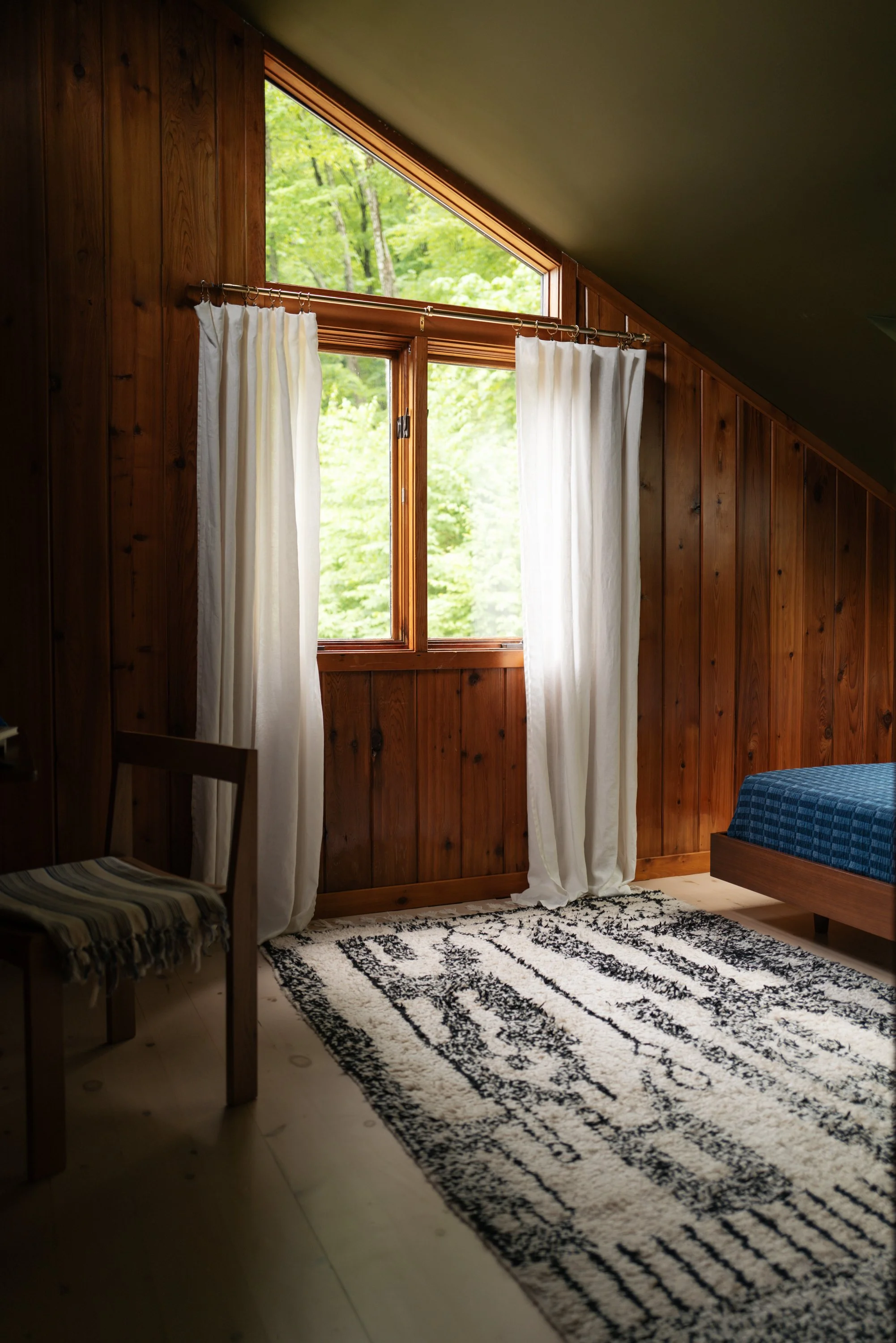 21_18-Hilltop-Rd-Egremont-MA-Catskill-Image-74.jpg