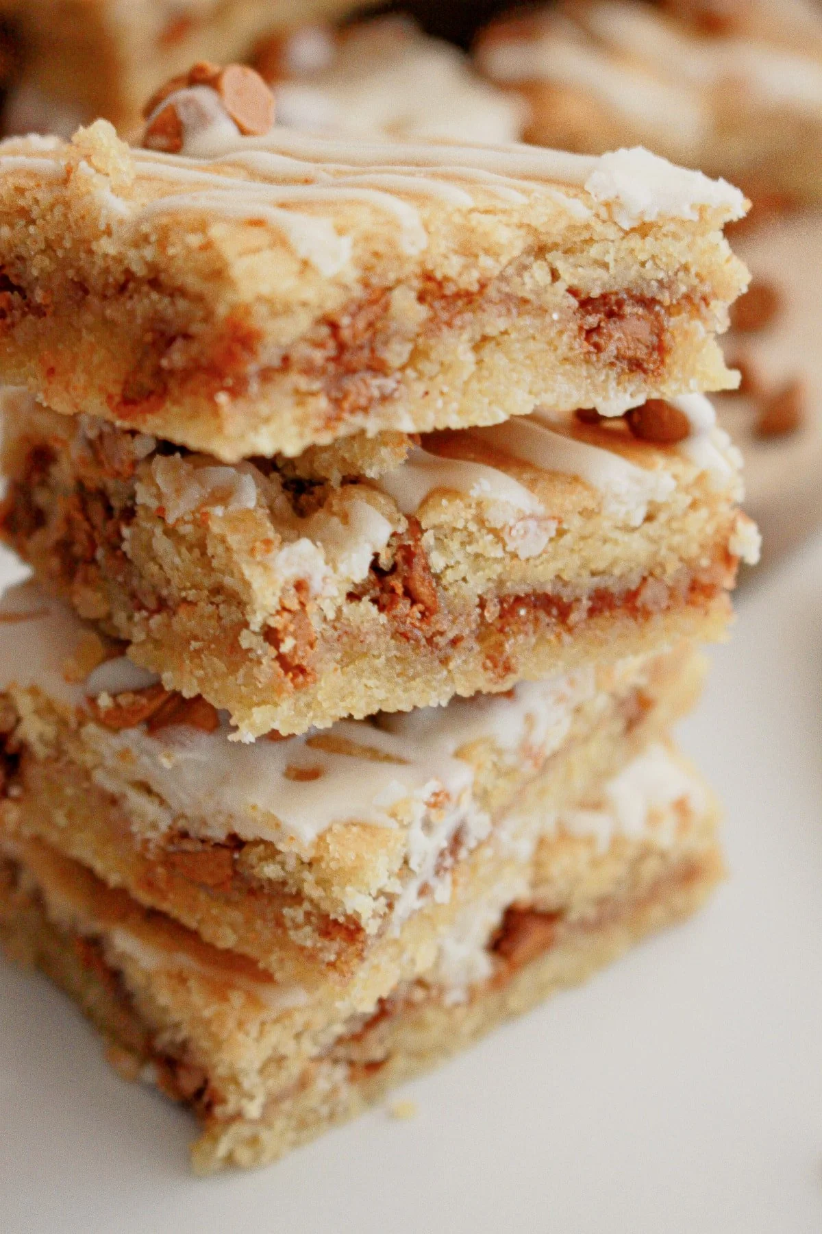 Cinnamon Swirl Cookie Bars