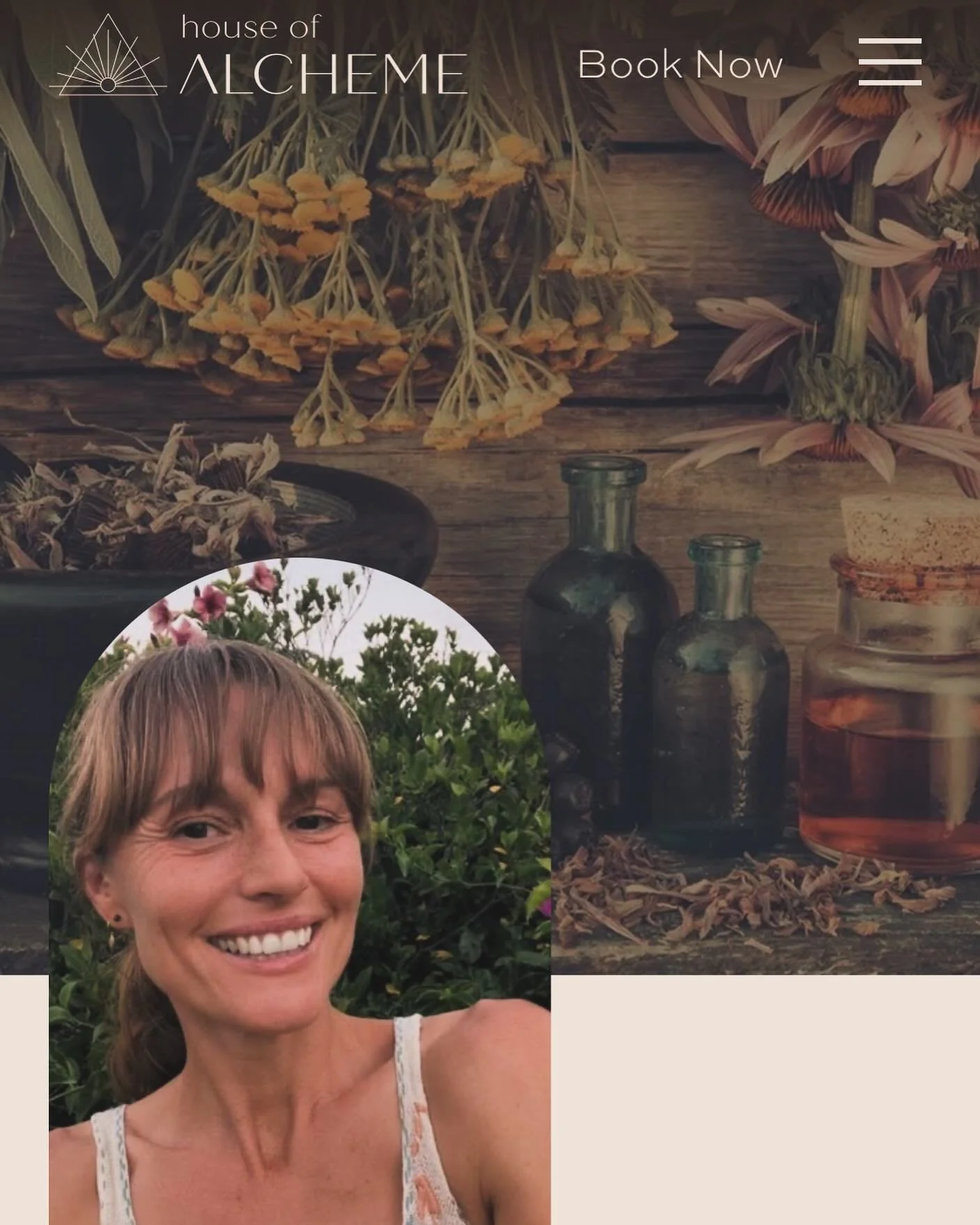 The beautiful @house.of.alcheme have now launched their website into a gorgeous new space that I am so excited to be a part of! ✨🤎💫

You can now book your naturopathy consultations with me through their new portal alongside so many other incredible
