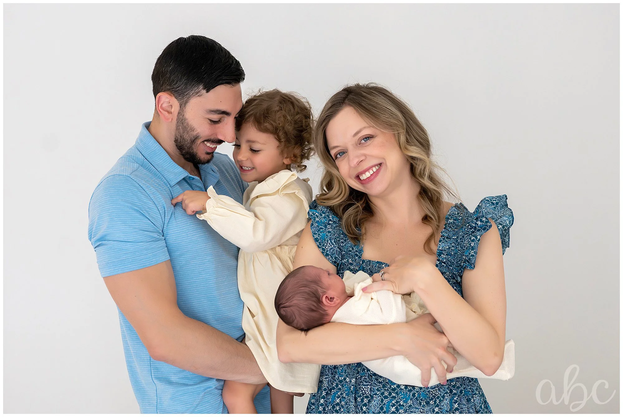 In home newborn shoot with Roswell doula