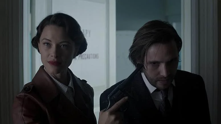 Scottie Thompson Btw 12 Mokneys Aaron Stanford.jpg