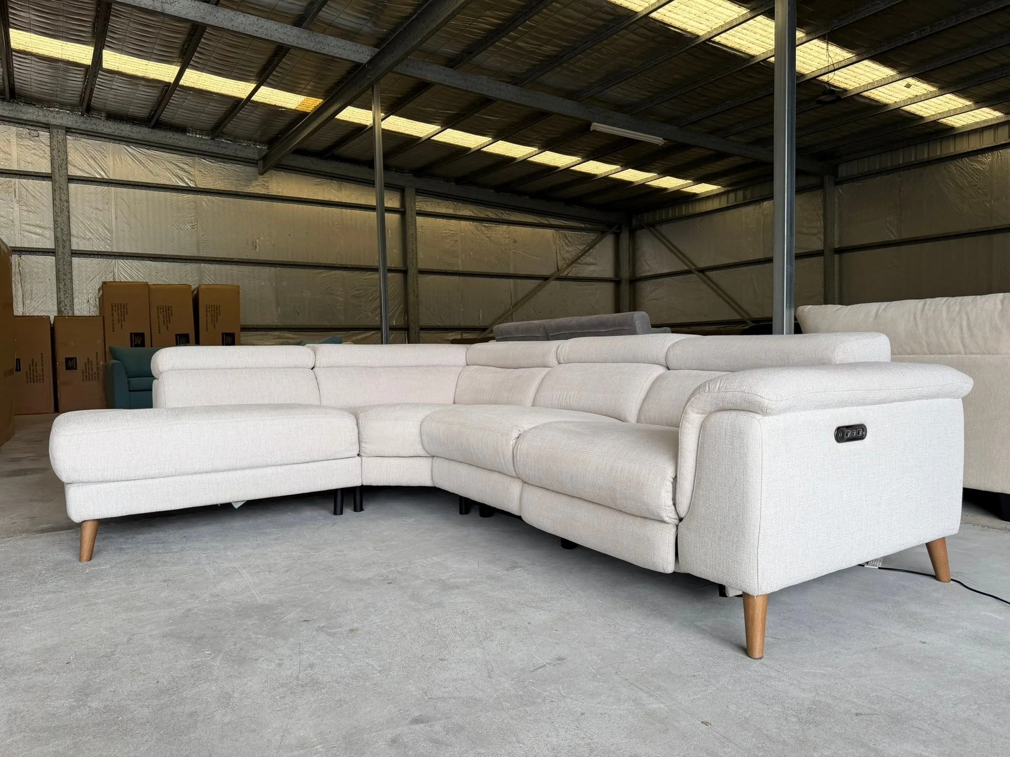 🛋️ BIG BRAND LOUNGES | HUGE SAVINGS

Pre-loved near-new condition lounges &amp; brand new lounges available now.

✔️ Well-known brands
✔️ Excellent / like-new condition
✔️ 60%+ OFF original retail prices
✔️ Limited stock &ndash; no restocks

Perfect