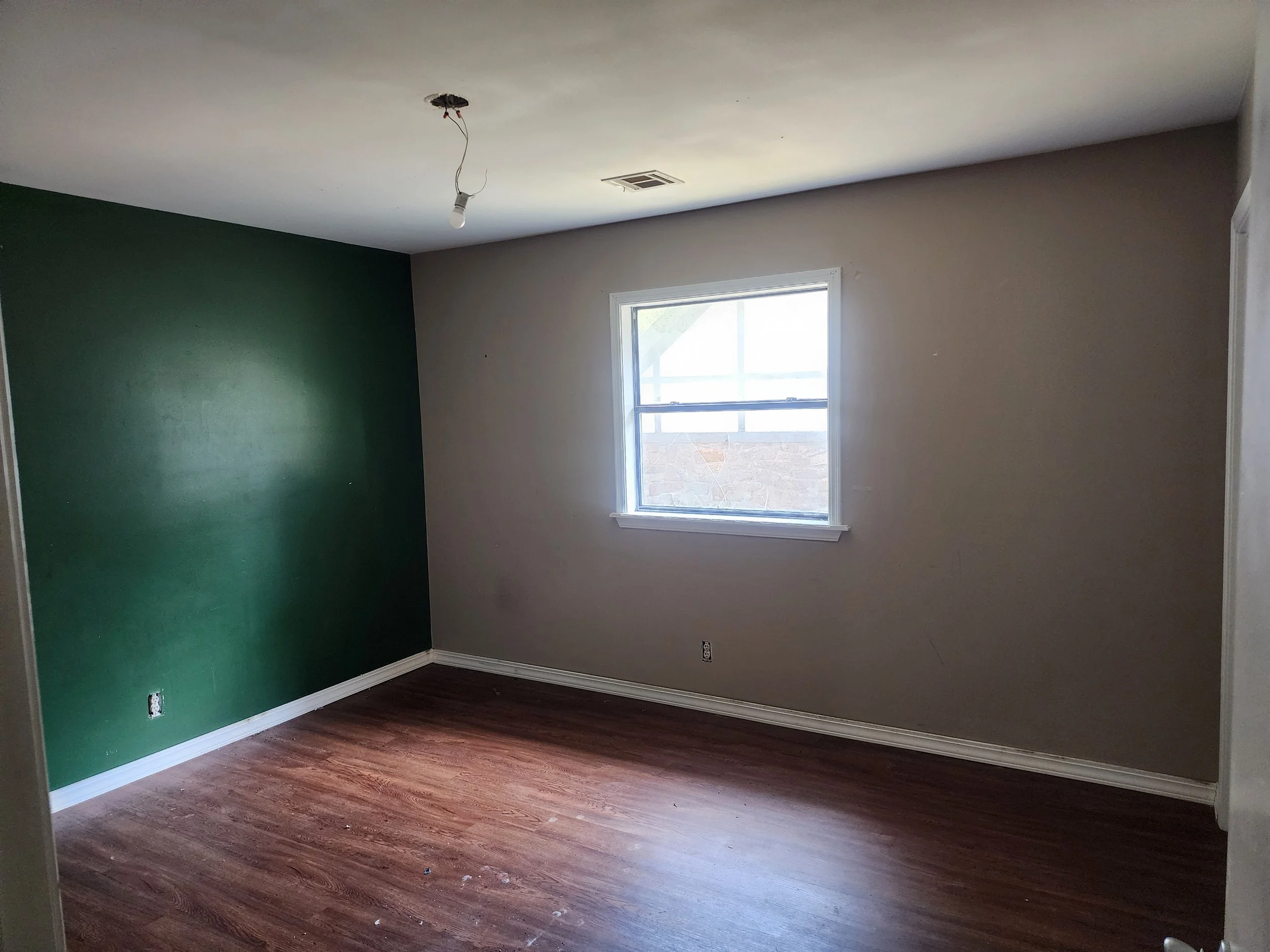 2nd Bedroom Before