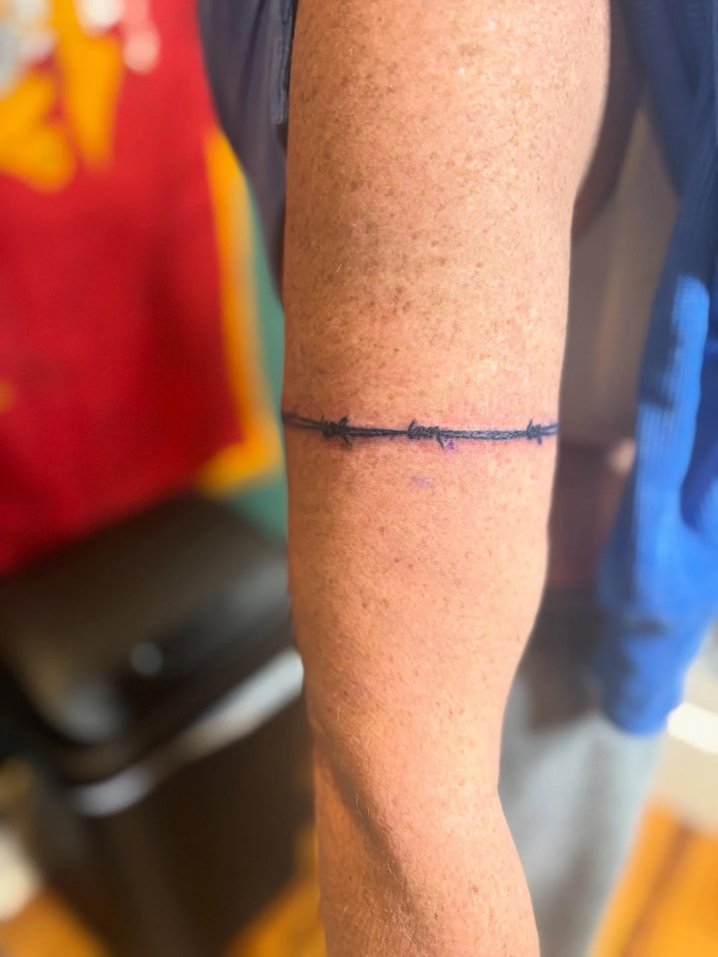 Matching mother and daughter barbed wire bands🔥🔥🔥

Thanks for coming in guys!!!!
.
.
.
.
.
.
#carrollton #matchingtattoo #daughterandmothertattoo #uwg