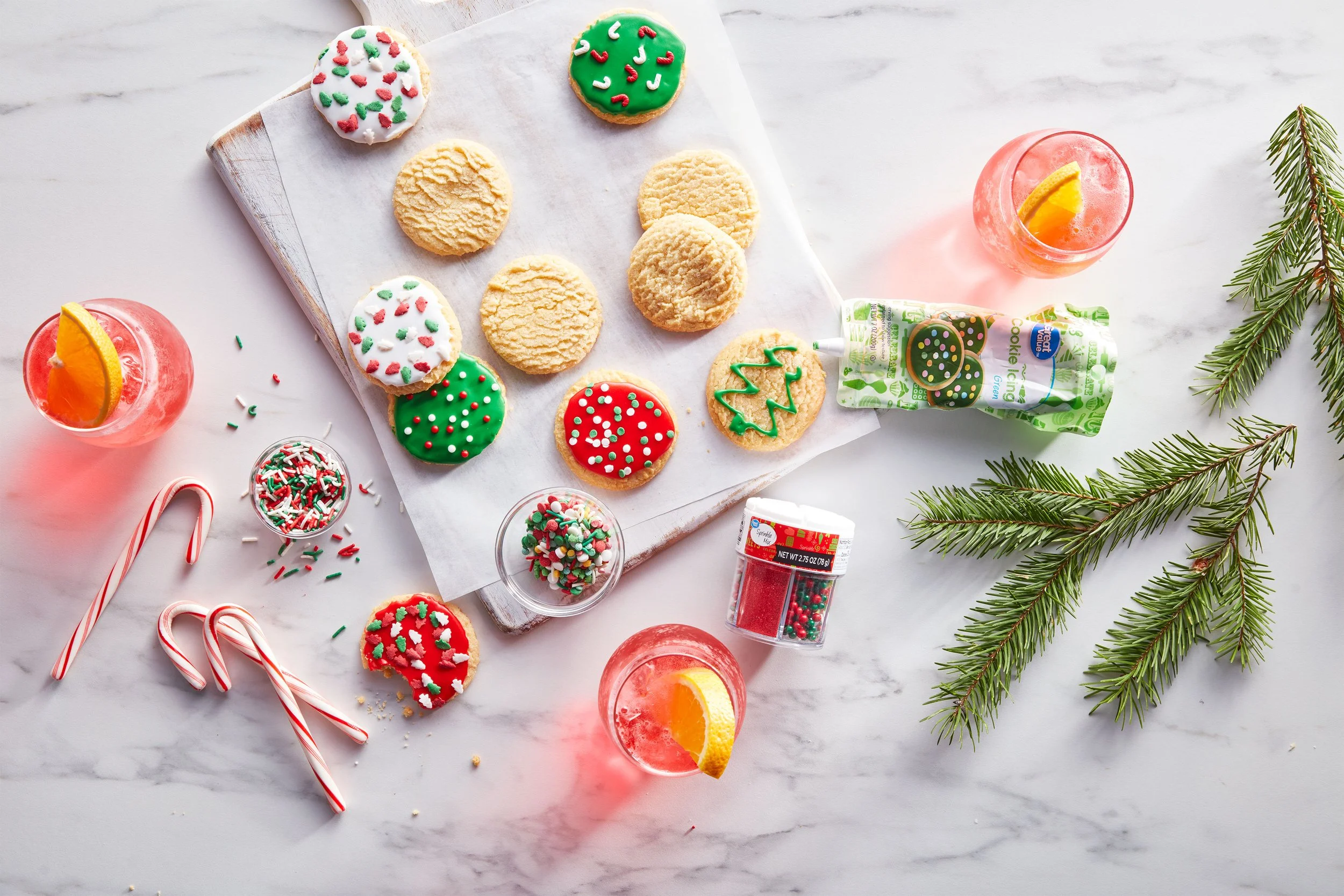 944983-Adult-Party-SSNL-HOL-Food-Bakery-Cookie-Cranberry-Seltzer-v1-SELECT.jpg
