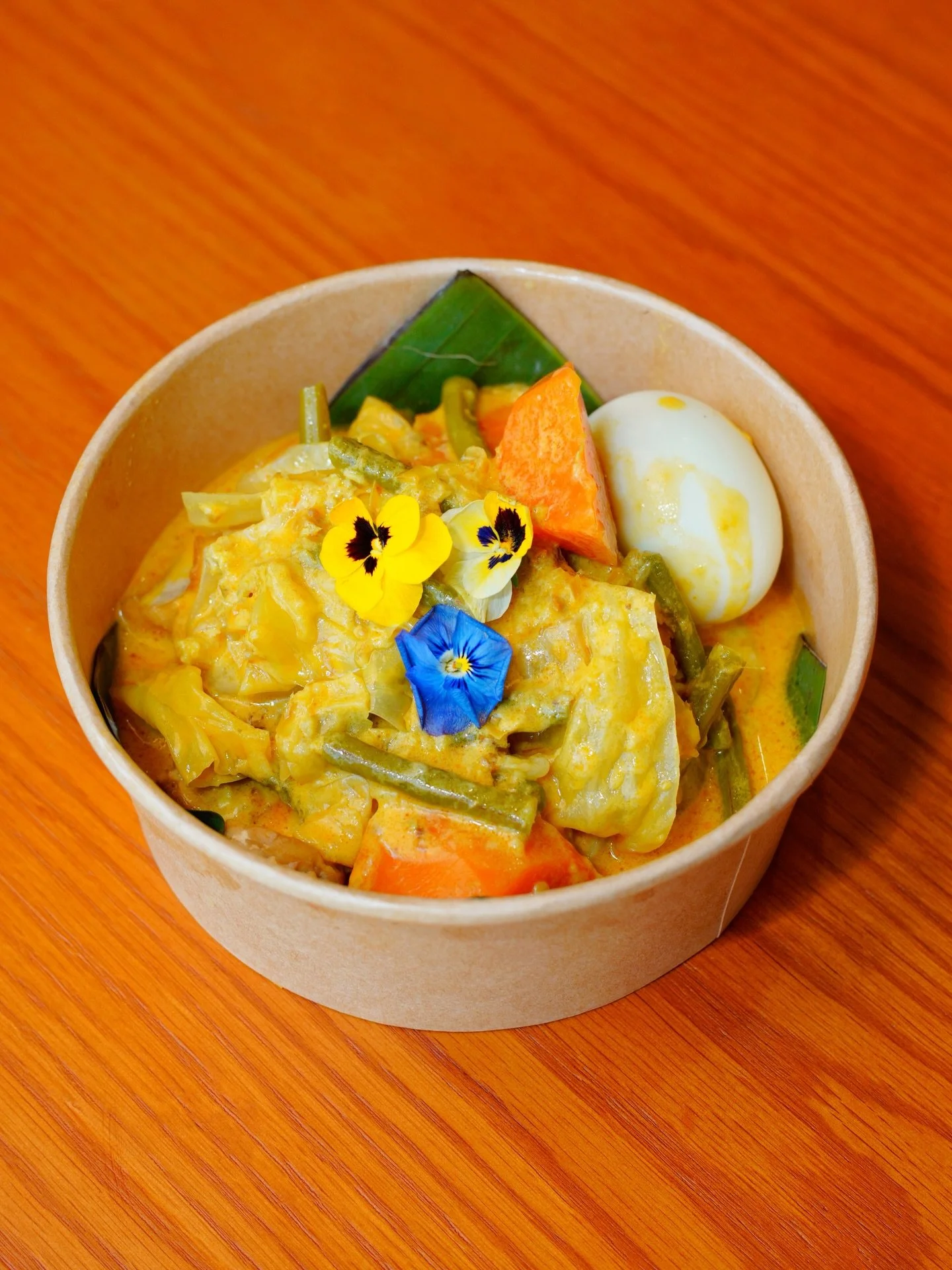 Meet our Bowls of Happiness from The Smok Hous Concept

Think:
&bull; Lunch meetings
&bull; Team meals at the office (no sharing, no stress)
&bull; Quick catch-ups with friends and family for any occasion 

Each bowl is packed with bold, familiar fla