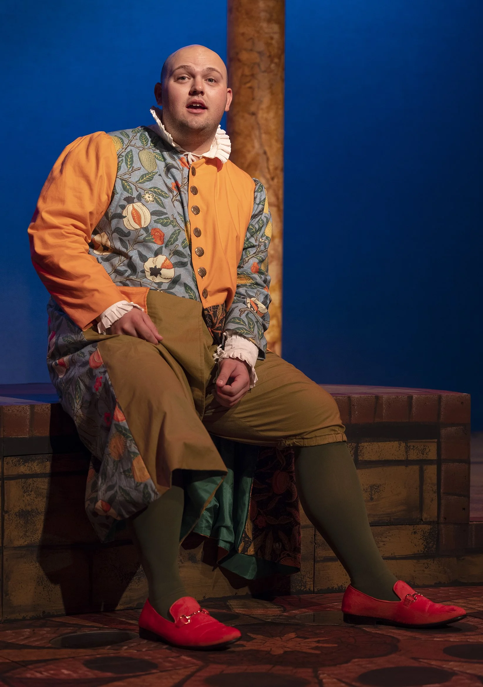 TwelfthNightFestesitting6B5A0490.JPG