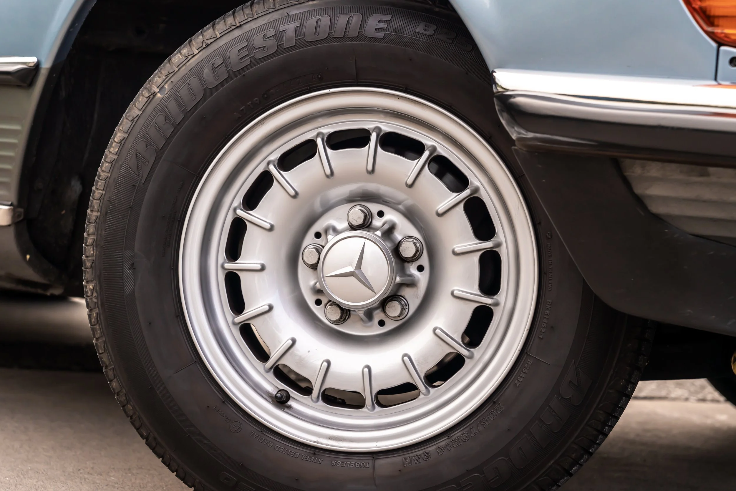 500SL High-Res (18).jpg