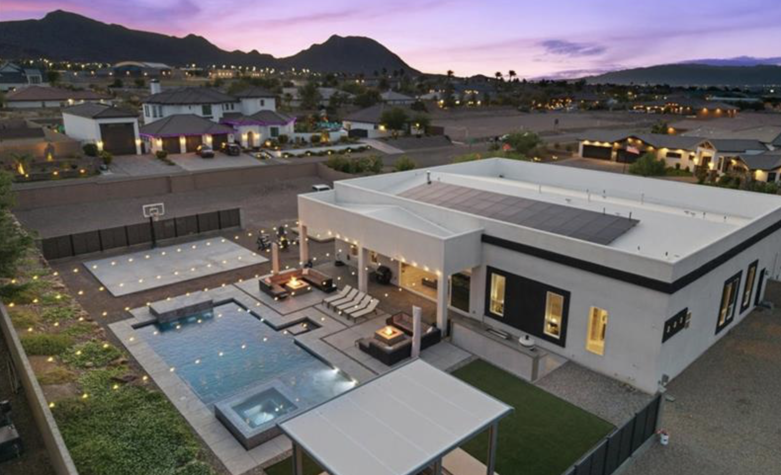 Henderson’s Hidden Luxury Airbnb Gem Investment Potential