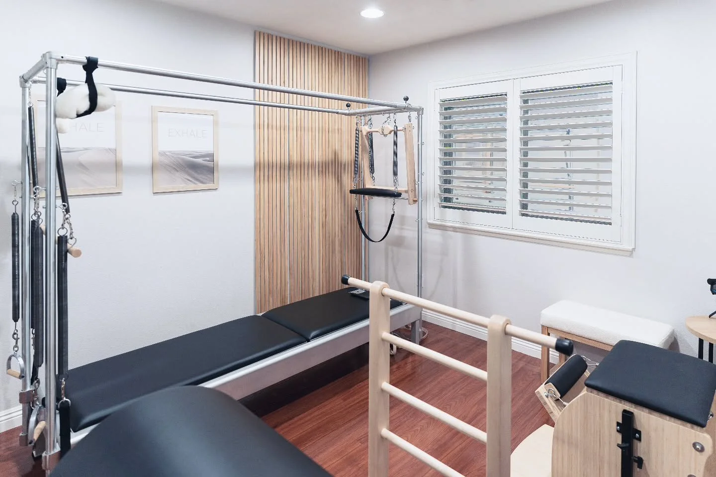 Home Studio

#classicalpilates
#cadillac
#reformer
#chair
#ladderbarrel
#샌디에고필라테스
#bodysyncpilates