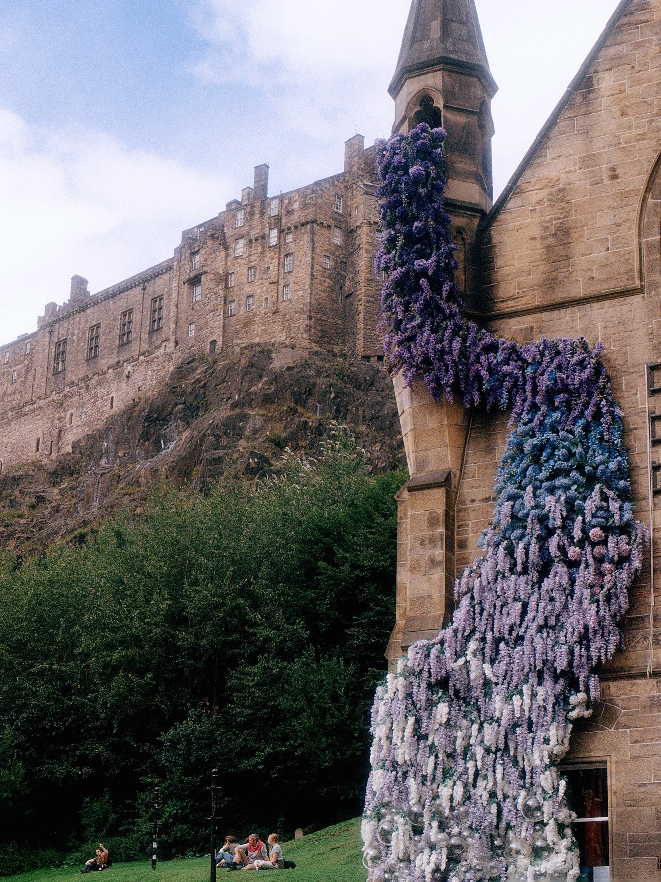 A week of stories, history and wild landscapes, from Edinburgh to the Highlands. 

📷 Contax S2 
🎞️ Kodak gold 200
