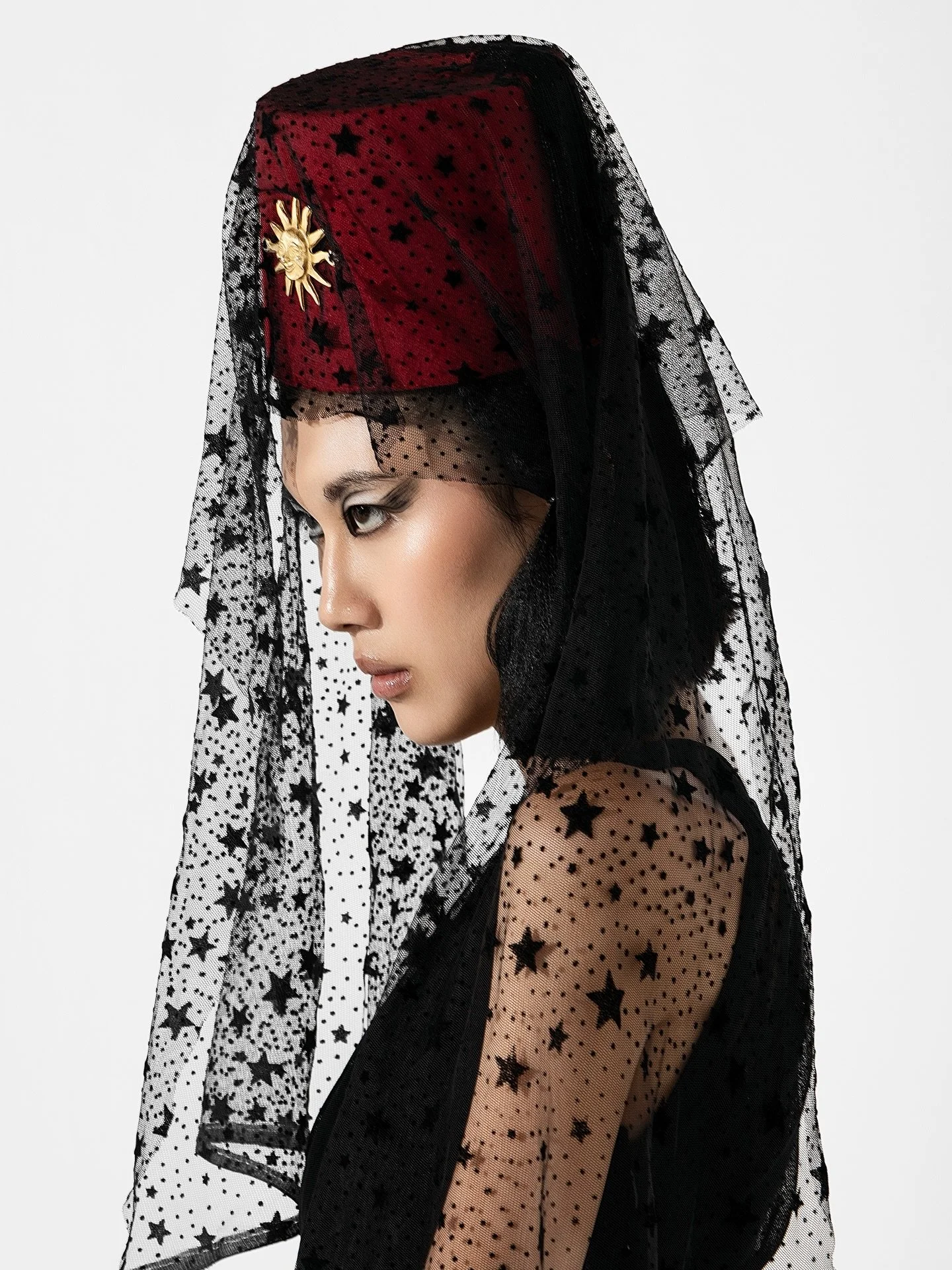 Half machine, half myth. A warrior sculpted in fragments of memory and steel, redefining the codes of power.

Styled by @thehakiim from his previous Talk/ Demo at @photopiacairo
Photography @eslamabdelhaamed 📸 

Dress @Maisonsaedi
Model by @tfpmodel