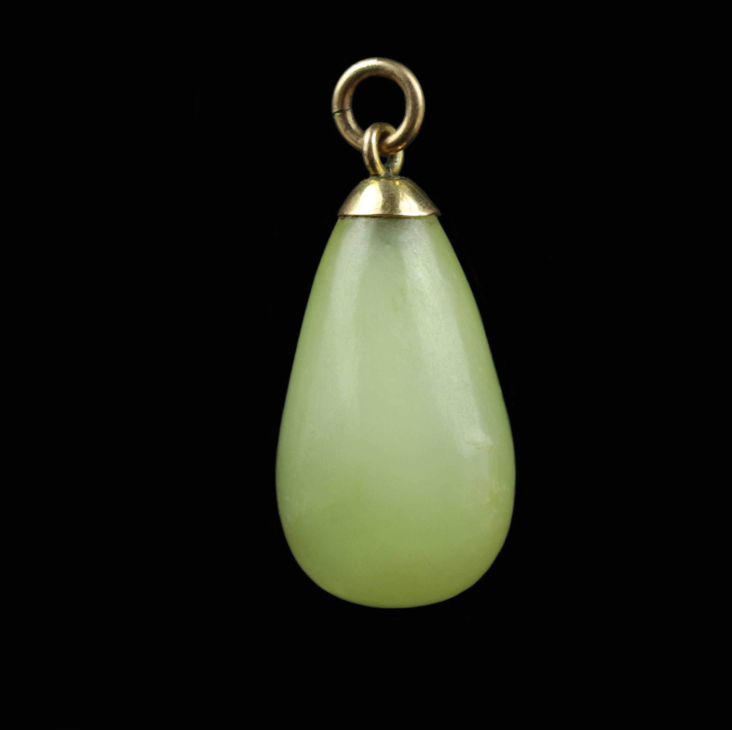 Gold-mounted bowenite egg pendant
