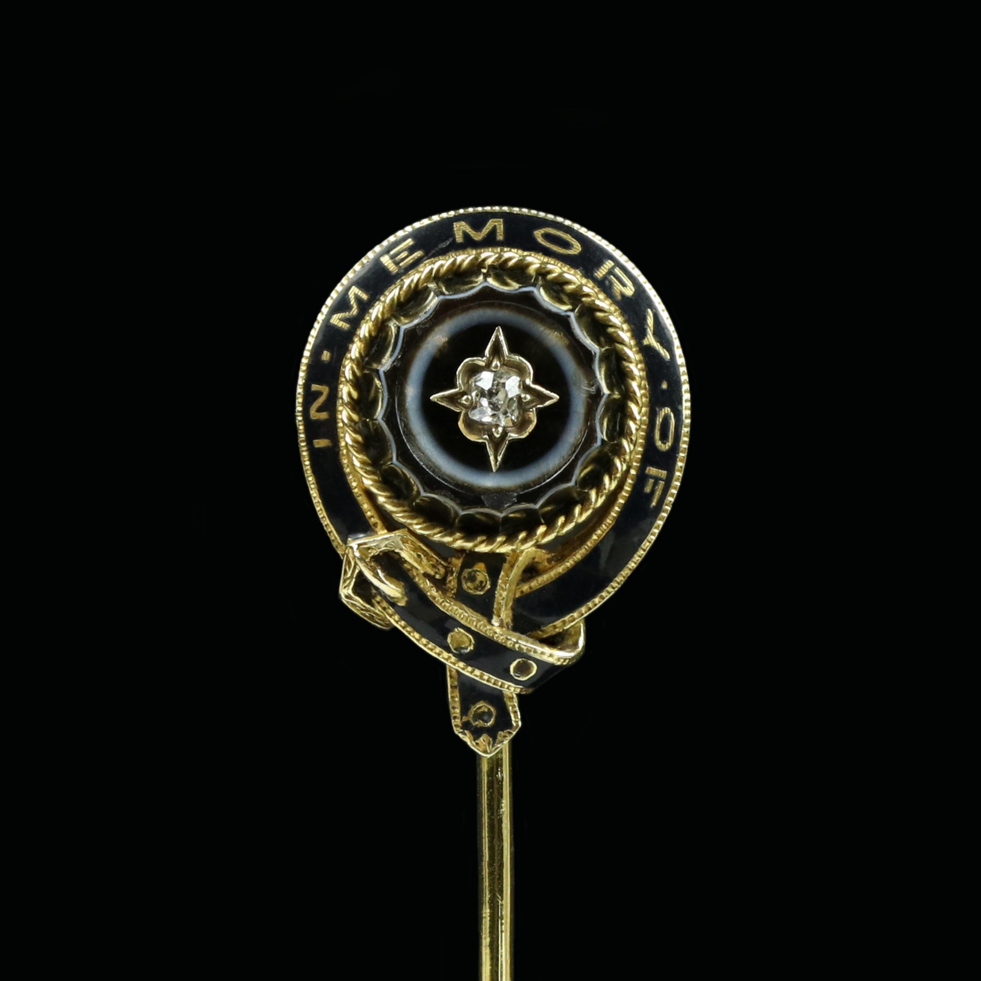 Victorian gold diamond, agate and enamel mourning stickpin