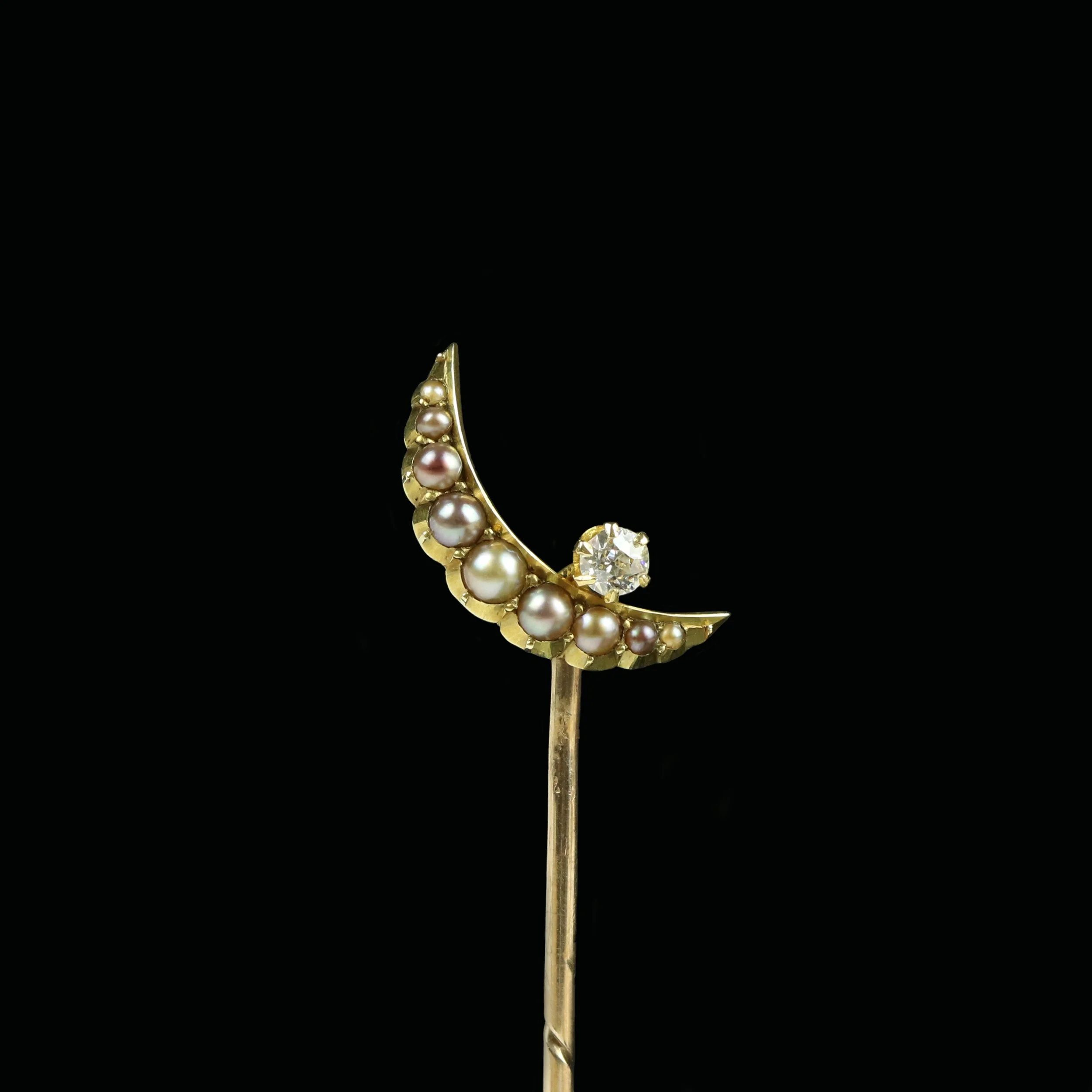 Victorian gold diamond and split pearl stickpin