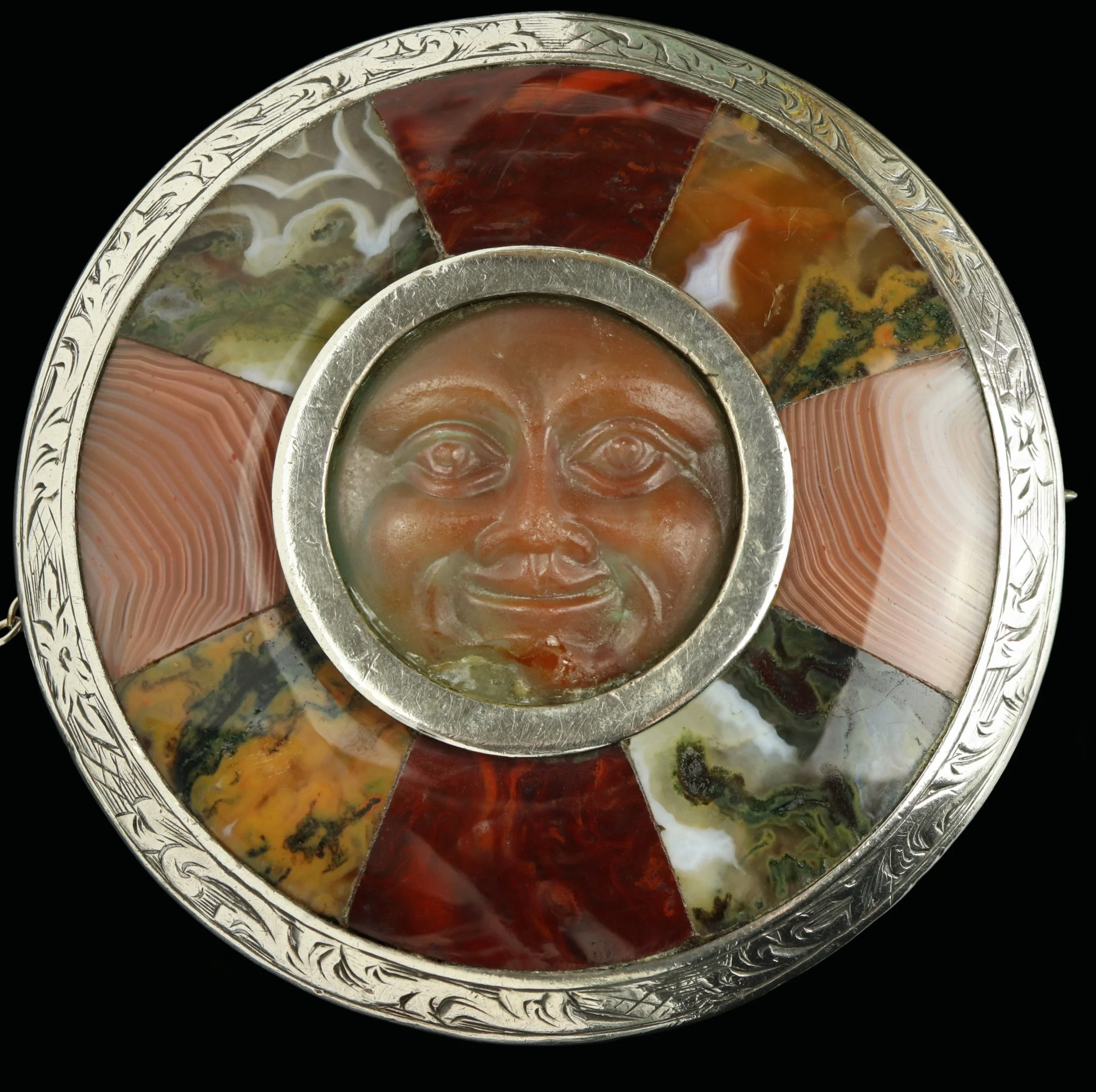 Unusual Victorian Scottish agate and saphiret man-in-the-moon brooch
