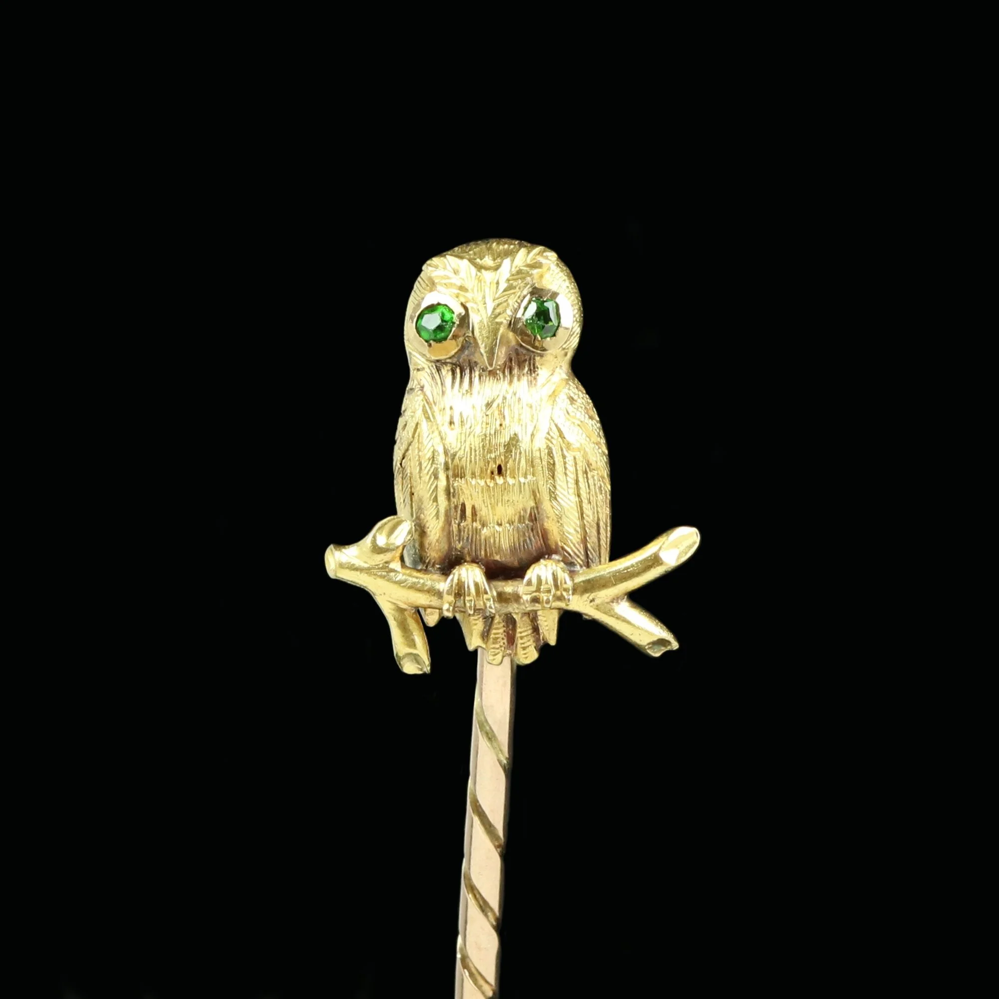Charming Victorian 15ct gold demantoid garnet owl stickpin