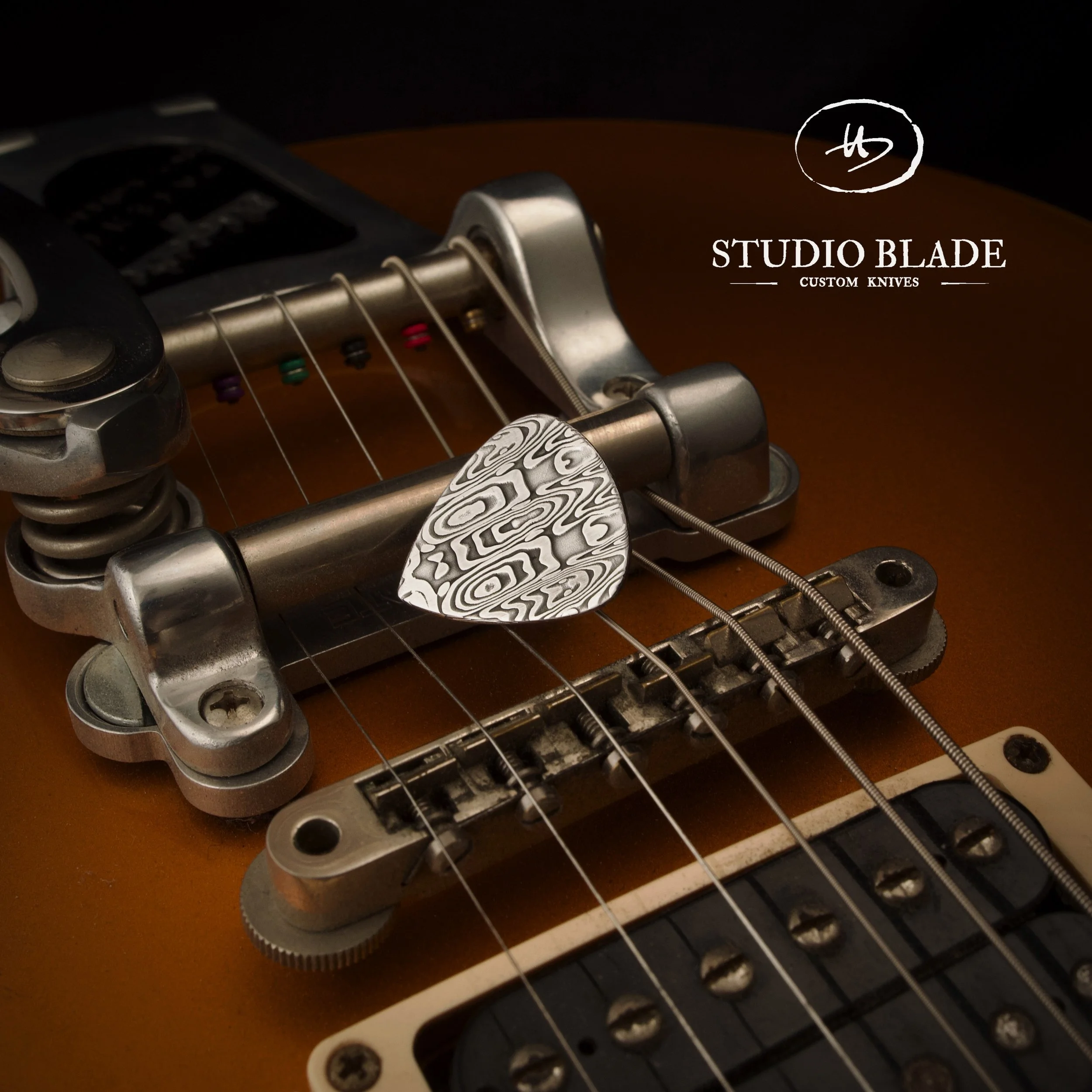 Plectrum_Damasteel.jpeg