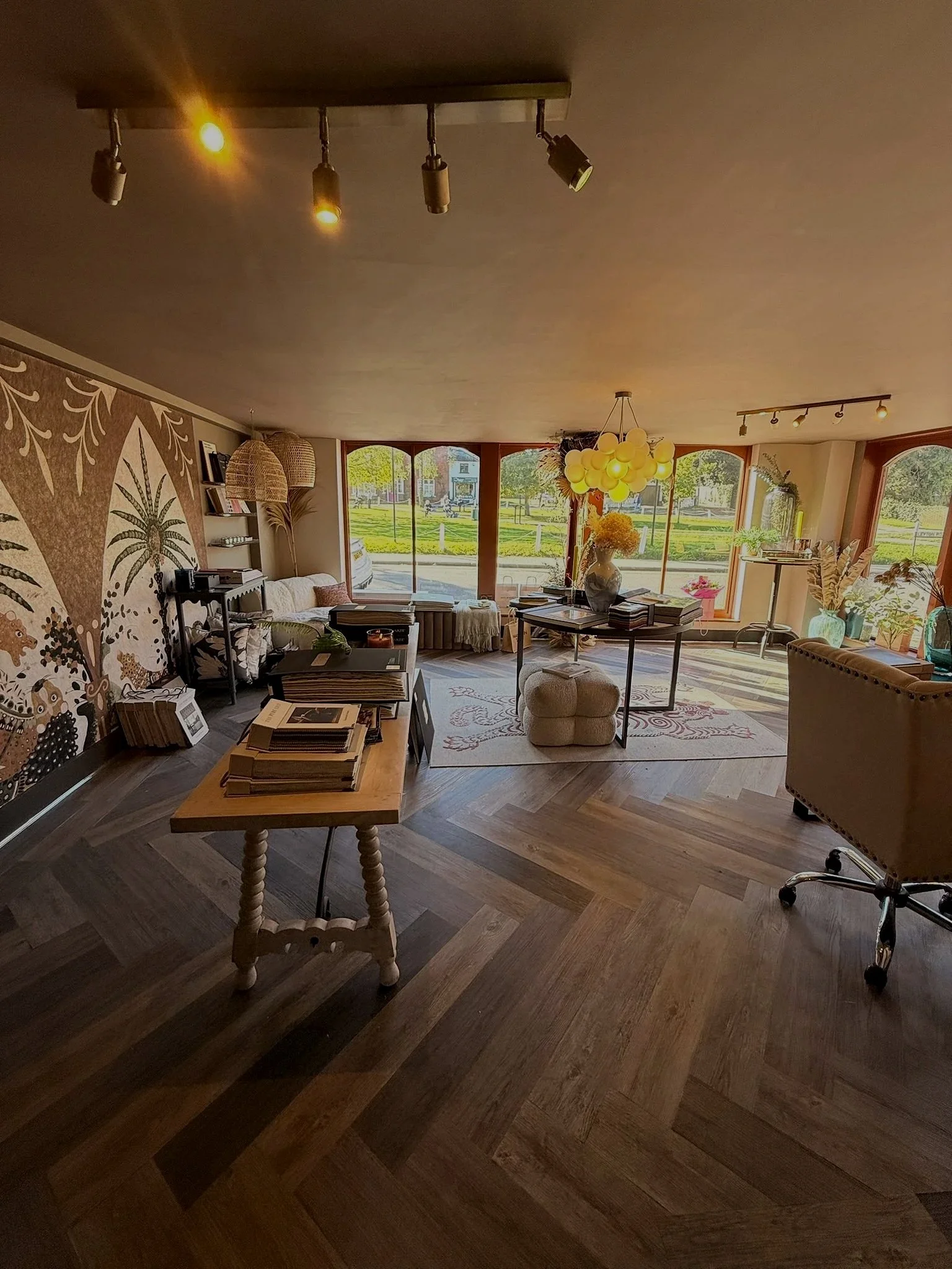 PHOTO-2025-10-06-13-54-37 10.jpg