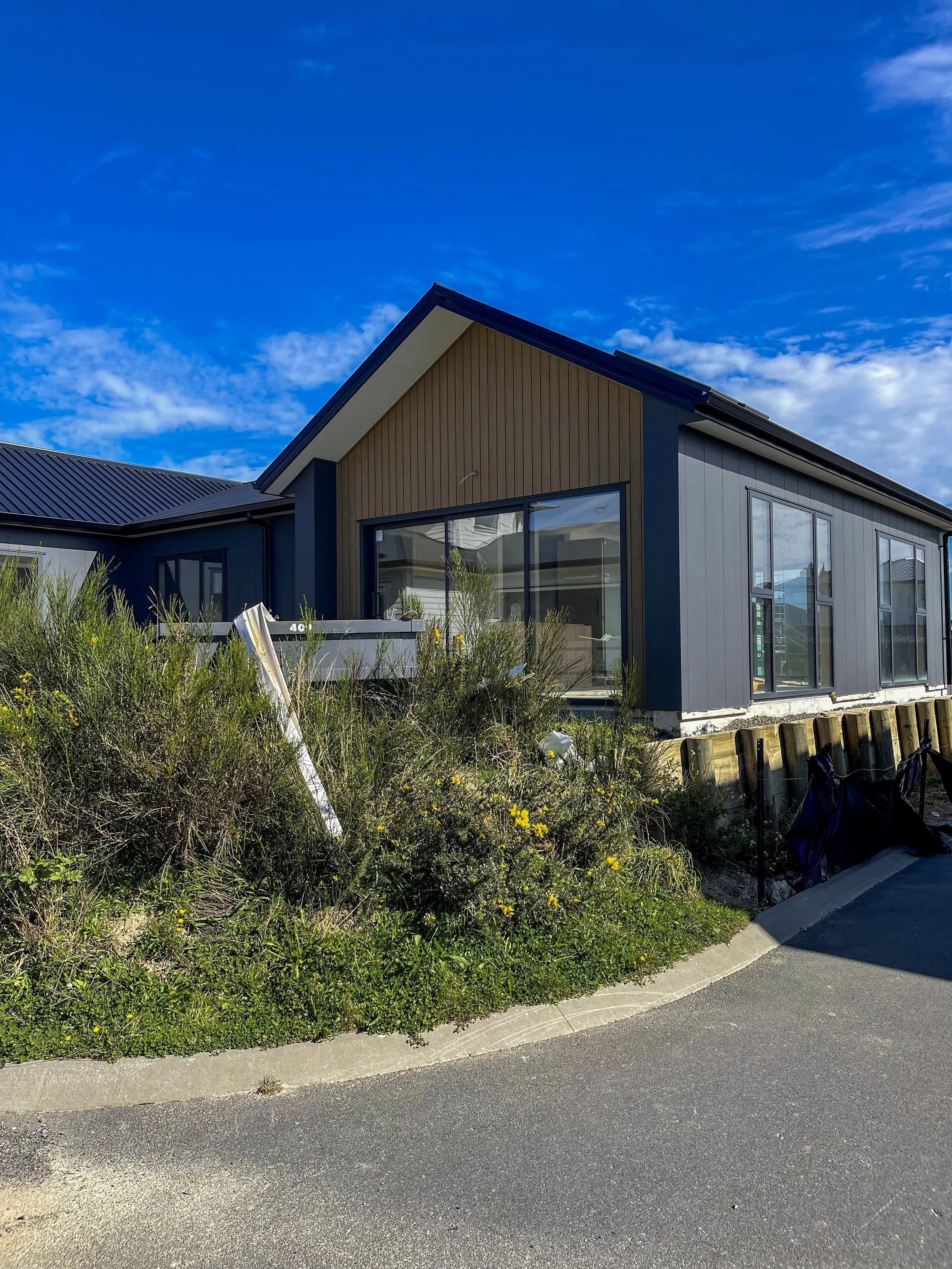 Certain aspects such as the retaining wall were not continued through, making the works seem disconjointed.