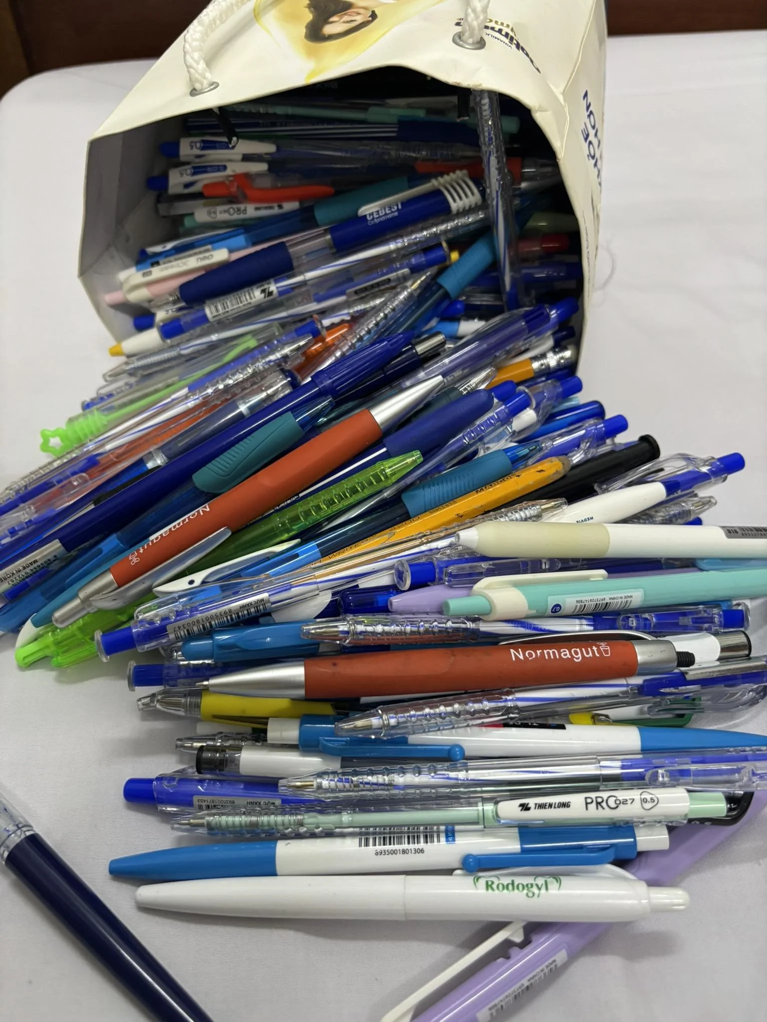 Bác sĩ và định luật bảo toàn cây viết