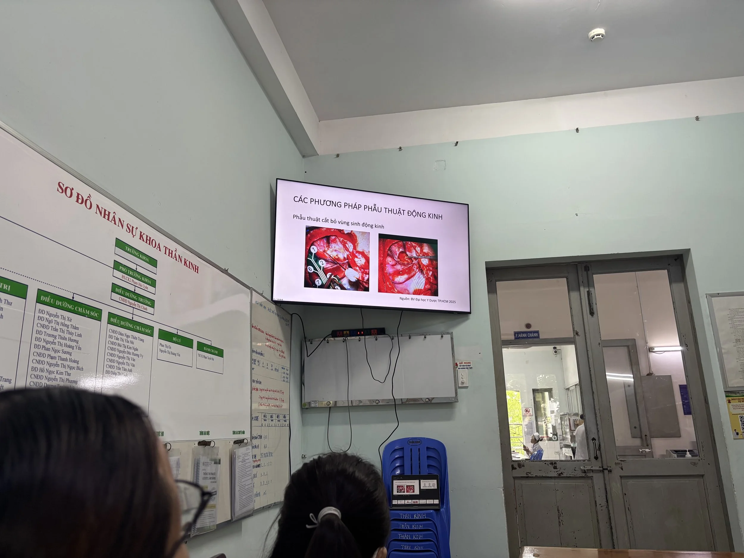 Phẫu thuật động kinh