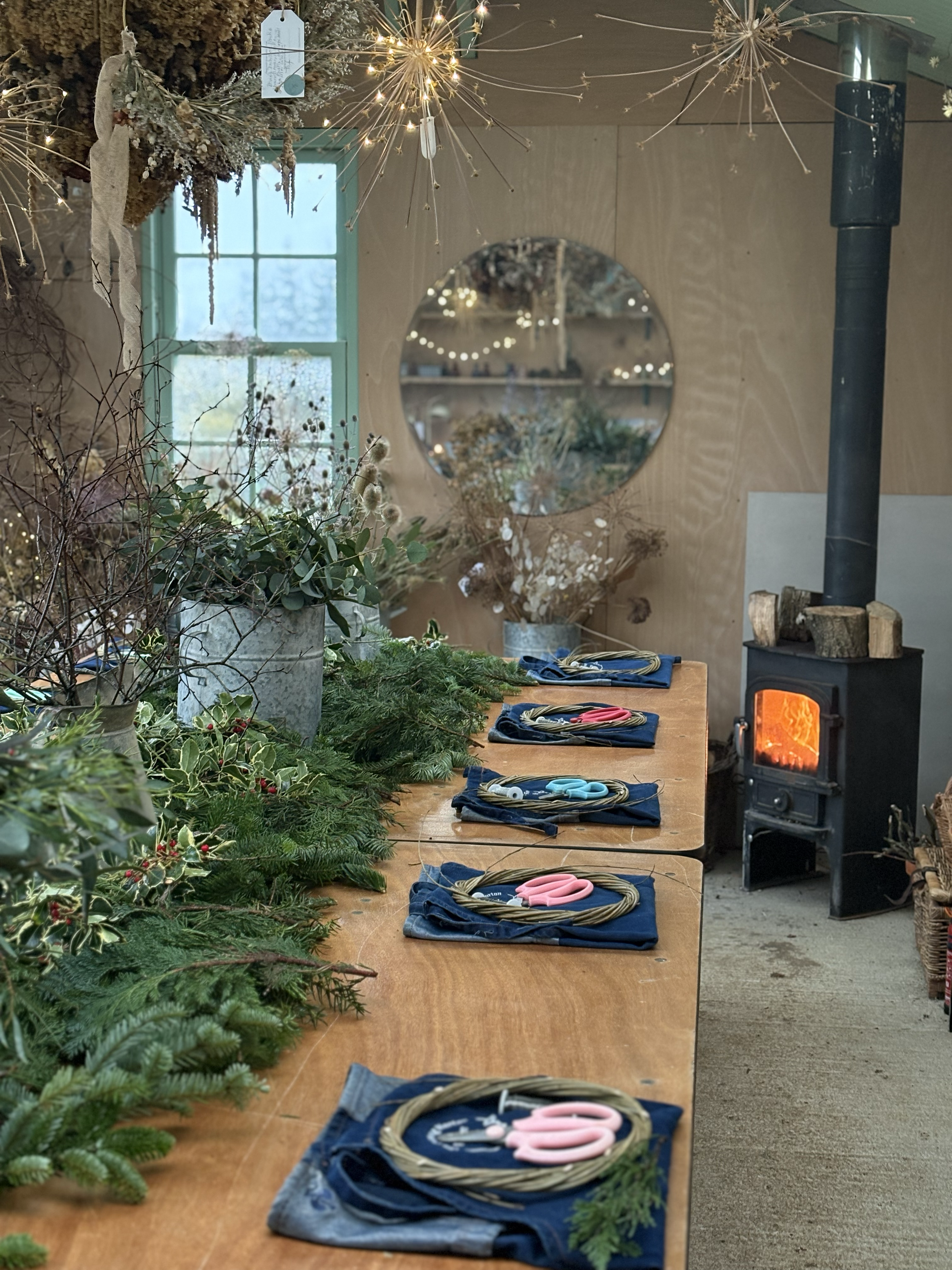 Christmas wreath workshops Chippy Flower FarmwcaXNS.png