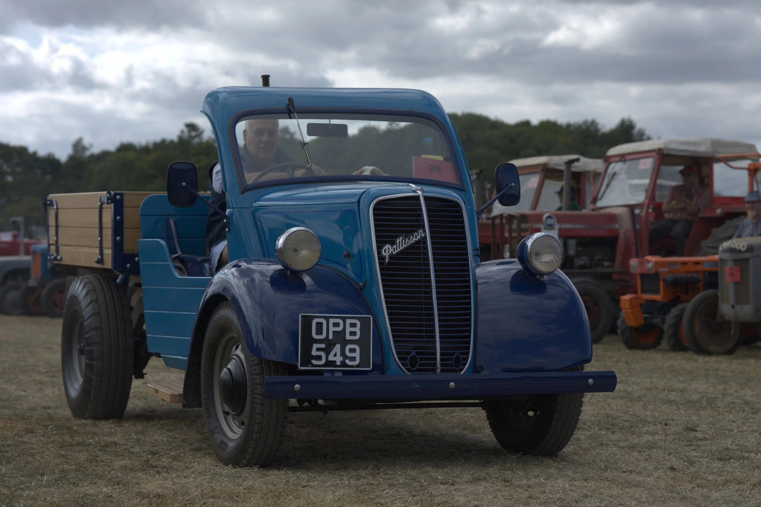 tractor (4).jpg