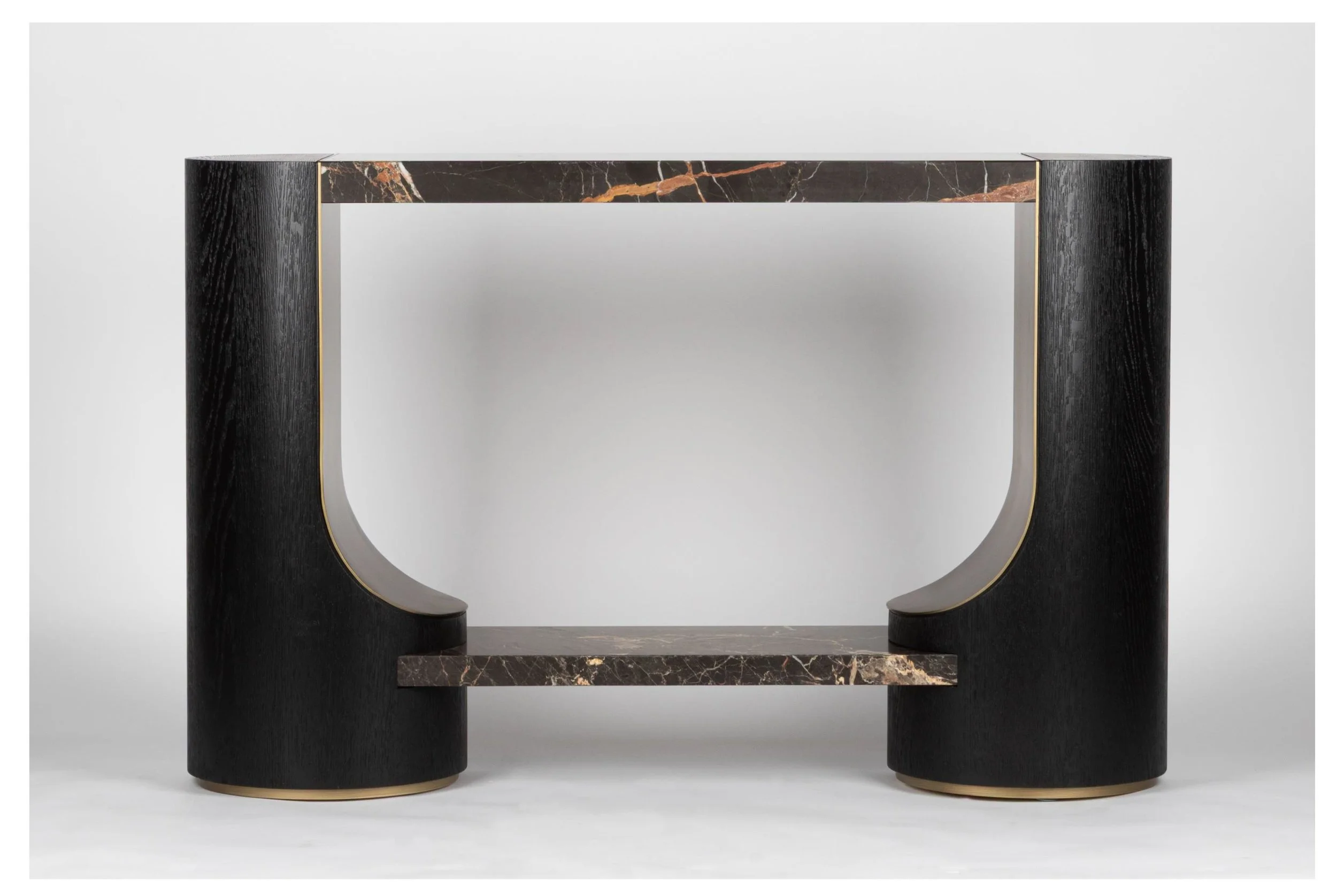 credenza.jpg