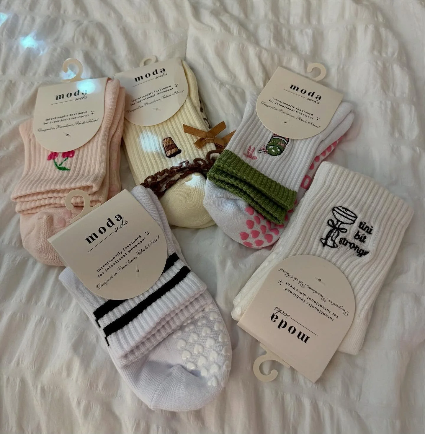 MMM is now your new place for @modasocks.pvd 💫🤗
Available at all MMM events /through our instagram while supplies last. $20 per pair, DM us to purchase 💘 
Socks available:
4 Matcha Socks🍵
2 Pi-Lattes Socks ☕️
2 Tini bit Stronger Socks 🍸
3 Cher