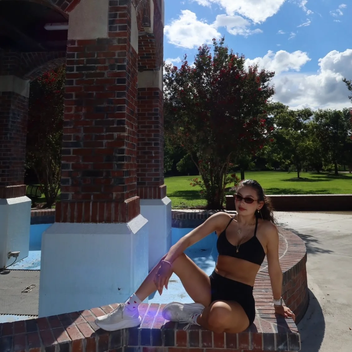 Hi MMM Fam! The Modern Mat Method is actively searching for college-aged certified Pilates Instructors. We are looking to expand nationwide, bringing accessible and engaging movement to students on their campuses. MMM is built on hard work and people