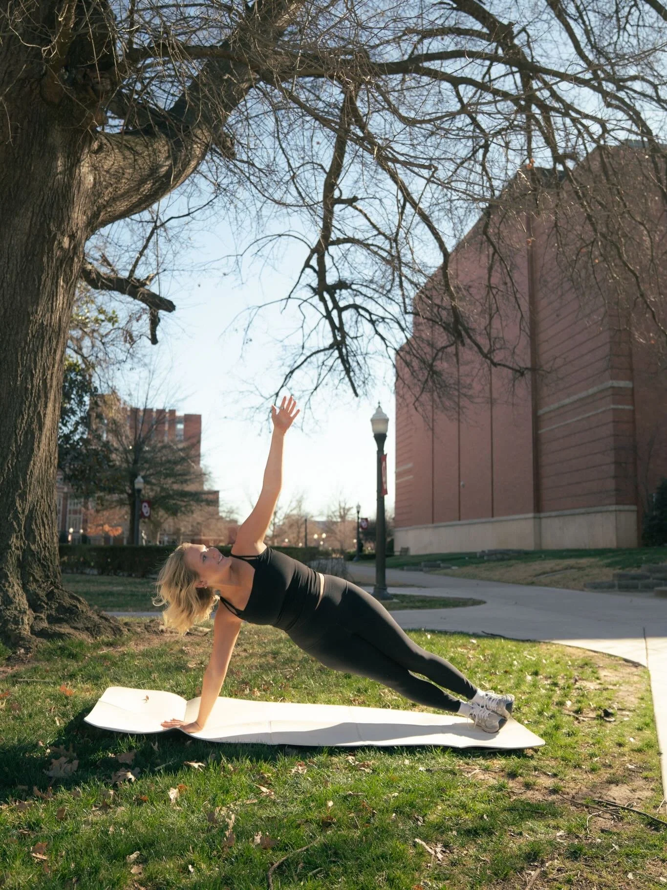 Swipe to learn about our MMM Classes this week 💘

Norman &amp; Boca Pilates lovers, register on ModernMatMethod.com to join our instructors for a FREE Class on your campus! 🧘&zwj;♀️

#bocaraton #normanok #pilates #freepilates #freeclass