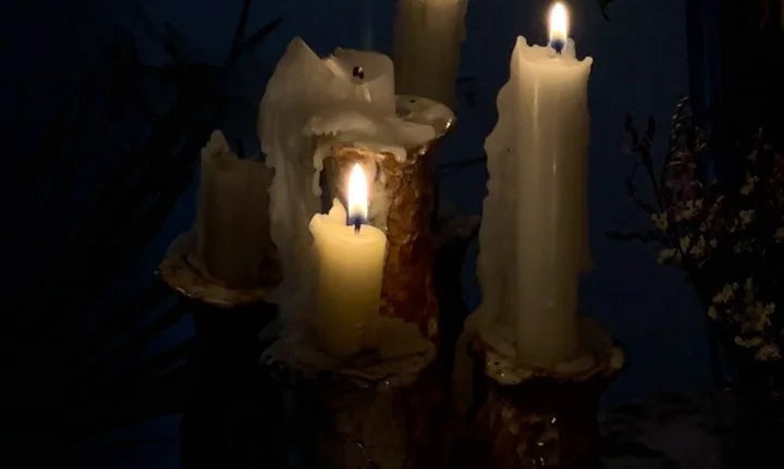 candelabra in the making 🤎

By @laurenfrances 

Candel vessel workshop 
Friday, Nov 28* | 6:30 PM
$120 per person
Location: 
@dayandnight_gallery // @anisdayandnight

This high fired candelabra is handbuild using the coil method. Learn how to make o