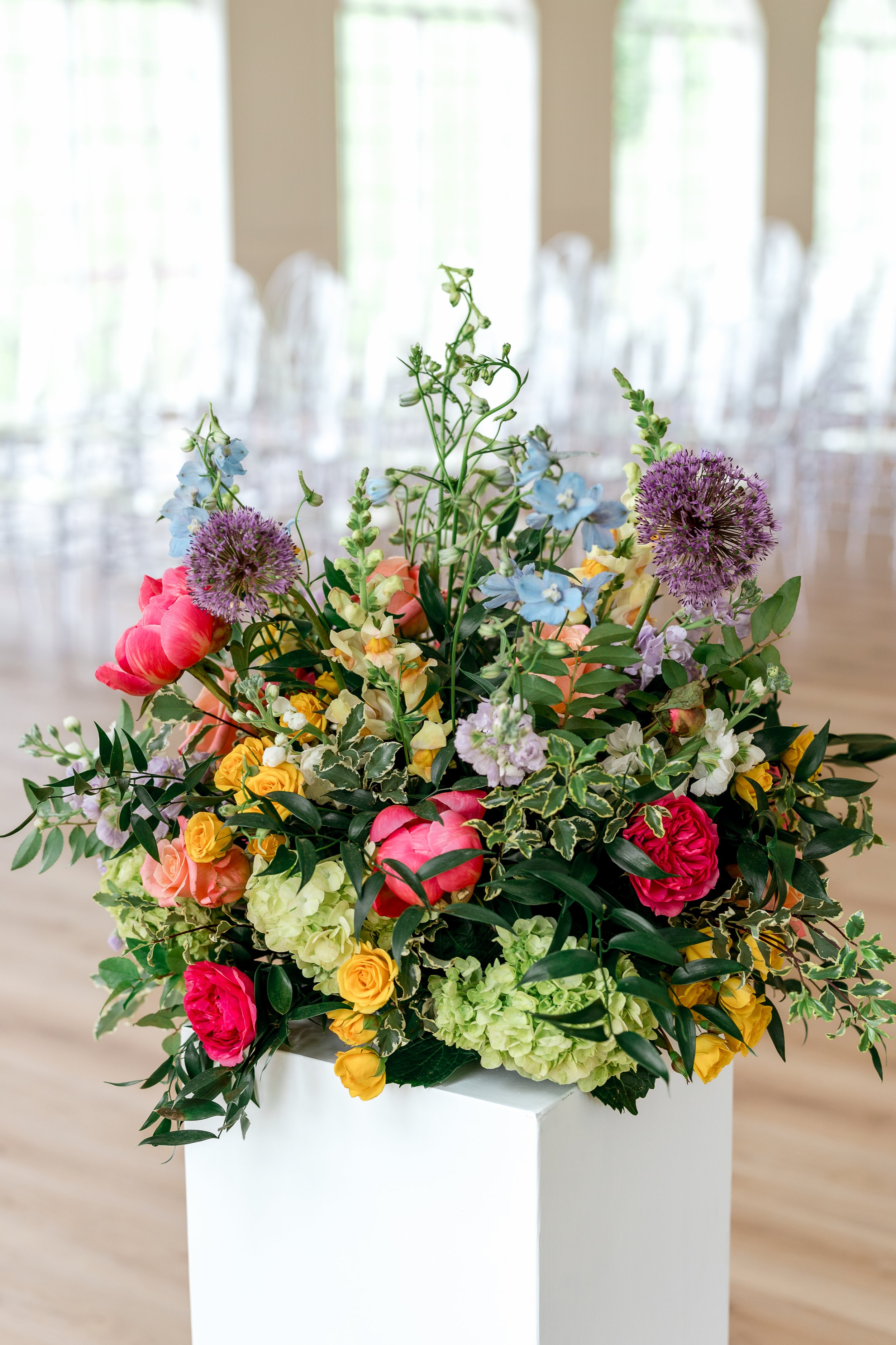 St-Louis-Florist-Westwind-Hills-colorful-florals.jpg
