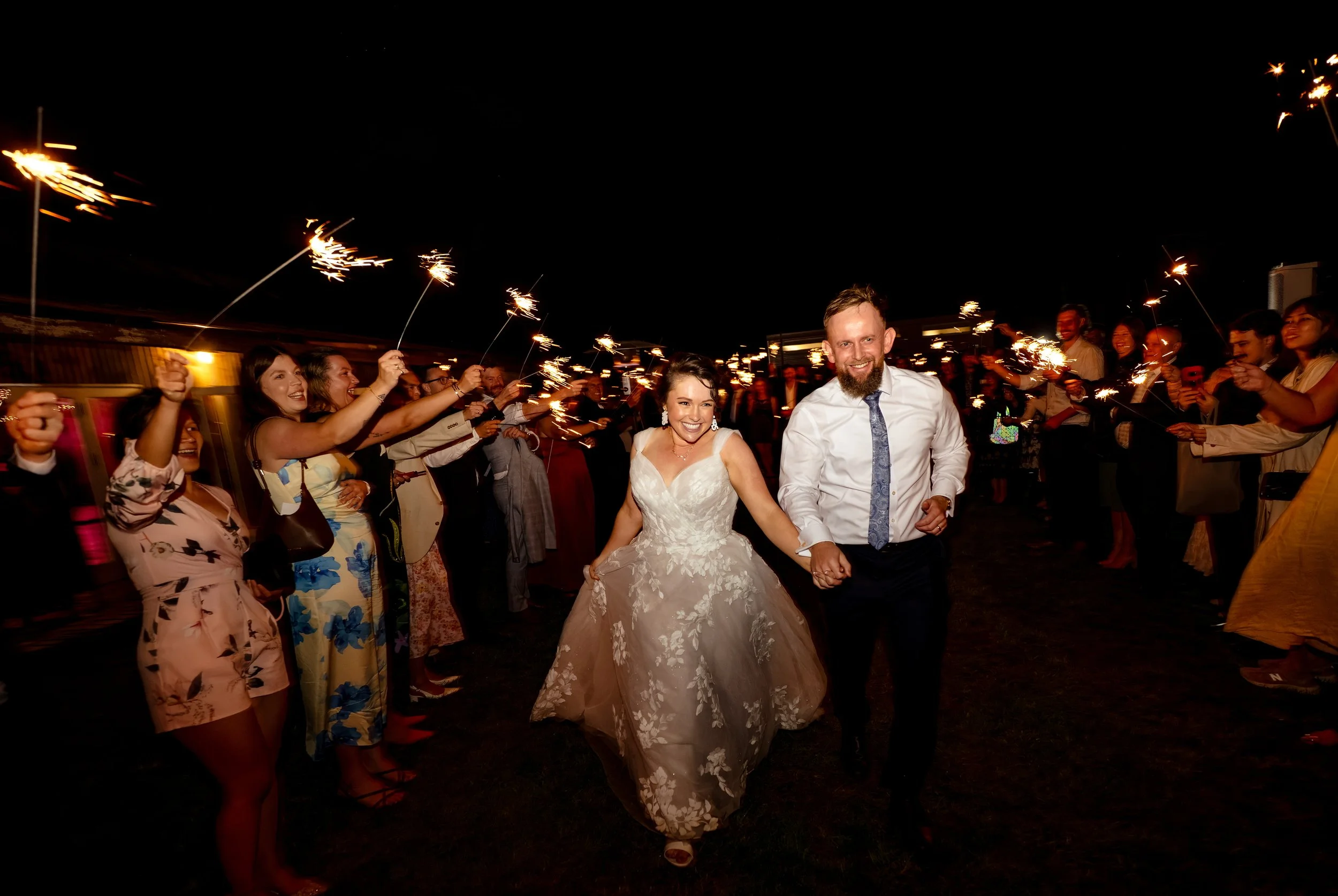 L+R Wedding Previews 34.jpg