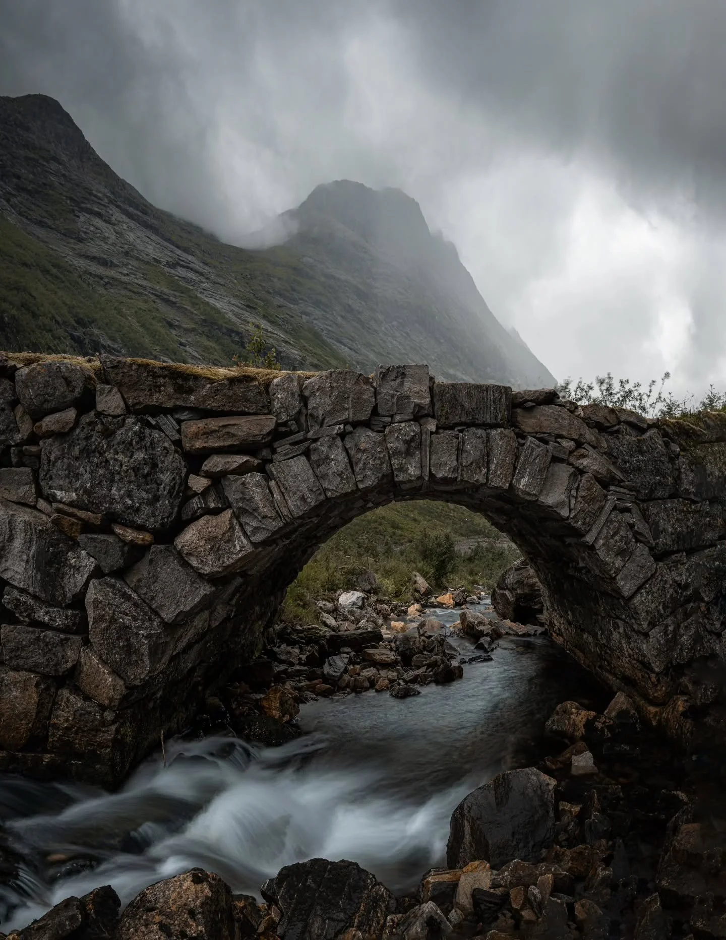 An old stone bridge somewhere in Norway 🙌
.
.
.
#stonebridge #epic #splendid_mountains #nikon #nikonshooter #longexposure #nisifilters #nisiglobal #longexposurephotography #norway #fyp #contentcreator #landscapephotography #norwegianlandscapephotogr