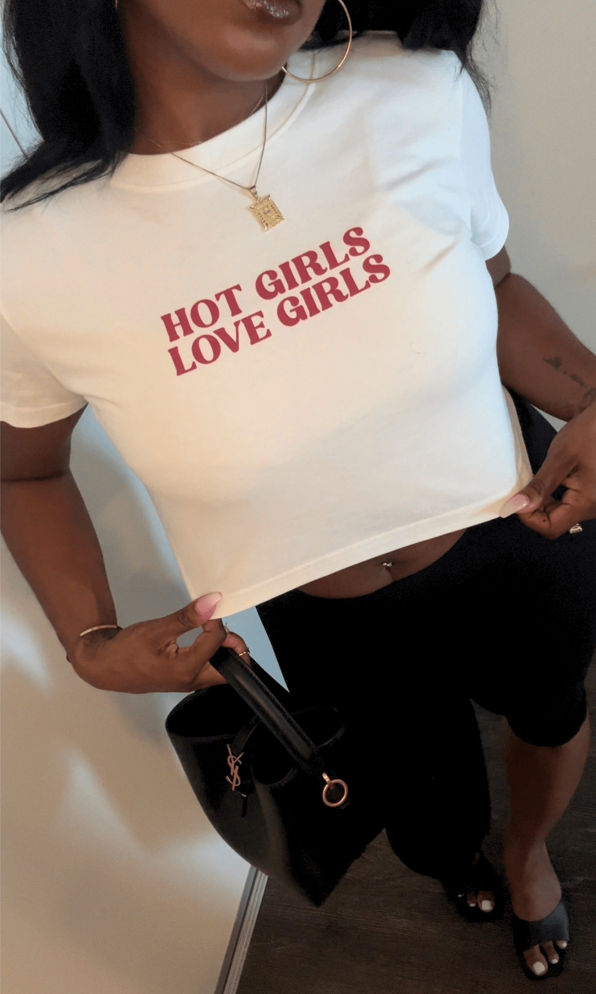 HOT GIRLS LOVE GIRLS crop relaxed tee 3  (1).png