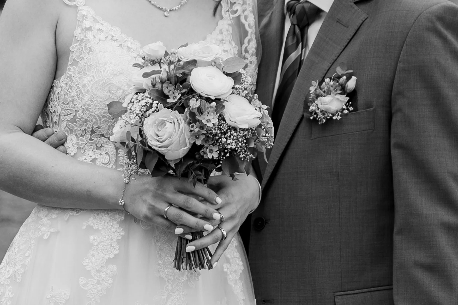 Brautstrauß mit Blumen bei Hochzeit in Lübeck