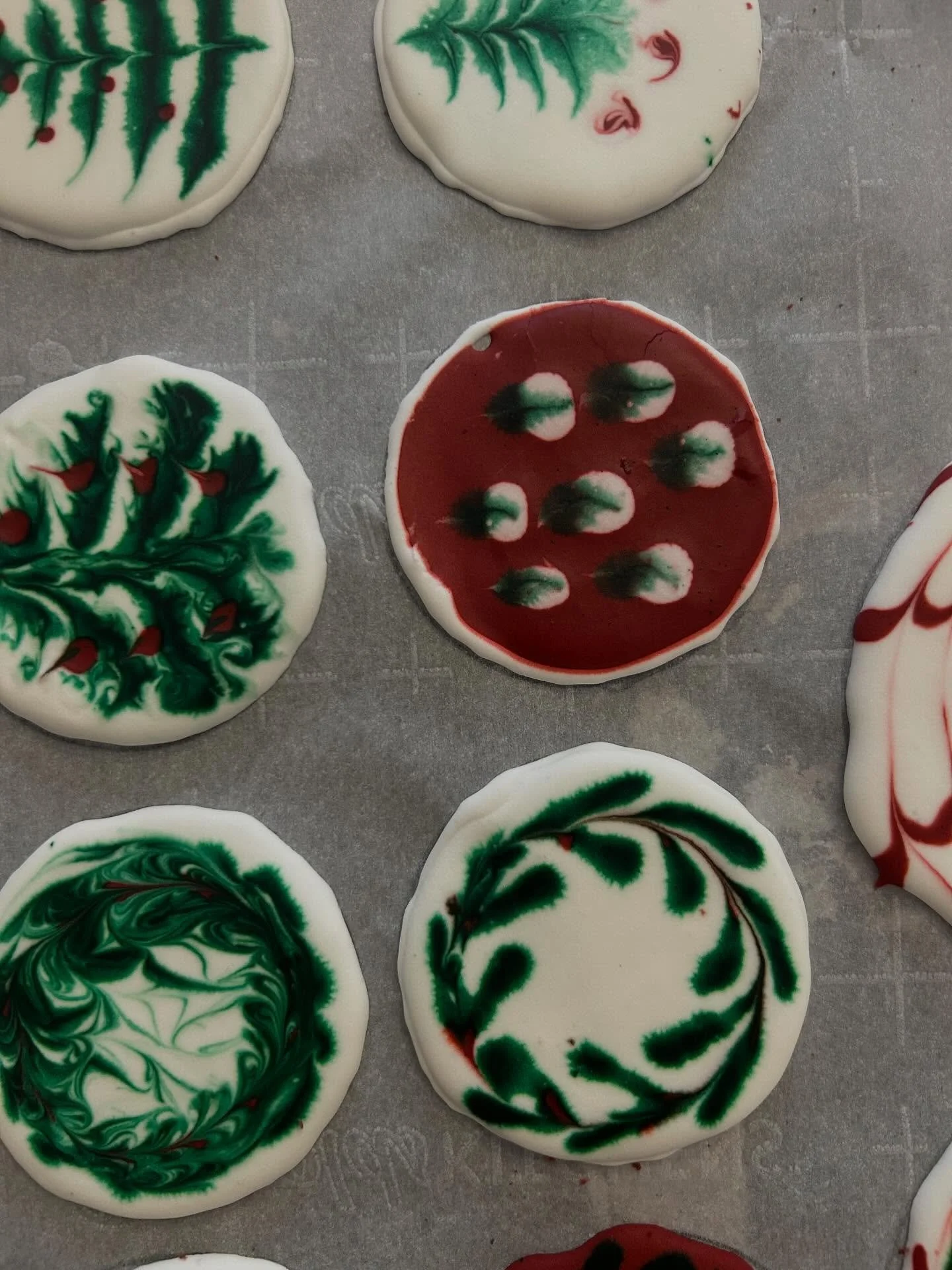 We had a few people reach out to ask us about holiday cookies. We're not ready to offer them this year, but we're practicing for next year! So much fun learning from so many talented bakers. 

Keep us in mind for your holiday cakes!
