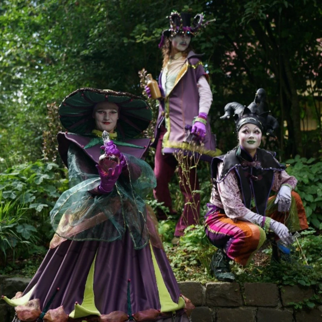 Binnenkort komt onze website online! www.theateroogenblik.nl
We zijn nog druk aan het sleutelen aan de laatste foto&rsquo;s en pagina&rsquo;s. 
We houden je op de hoogte via onze socials!