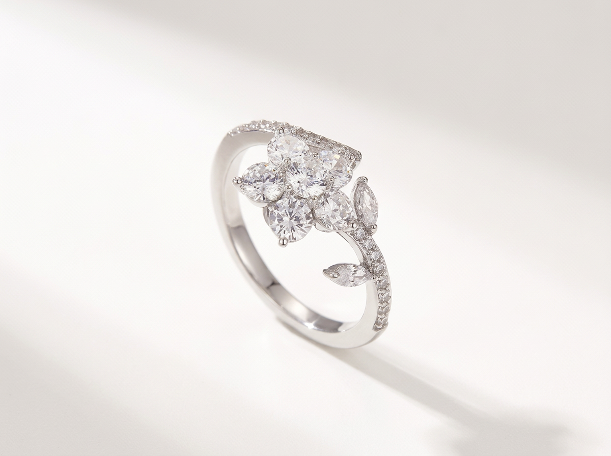 Dainty Flower Anxiety Fidget Spinner Ring | Silver