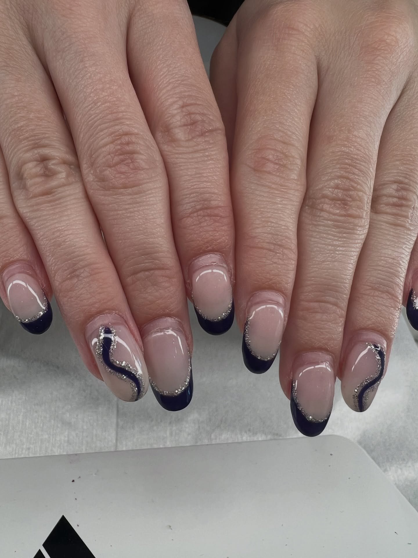 Cammy&rsquo;s retention is unmatched. Weeks later and still flawless ✨
#retention 
#preparation 
#besttechnician 
#nailtech