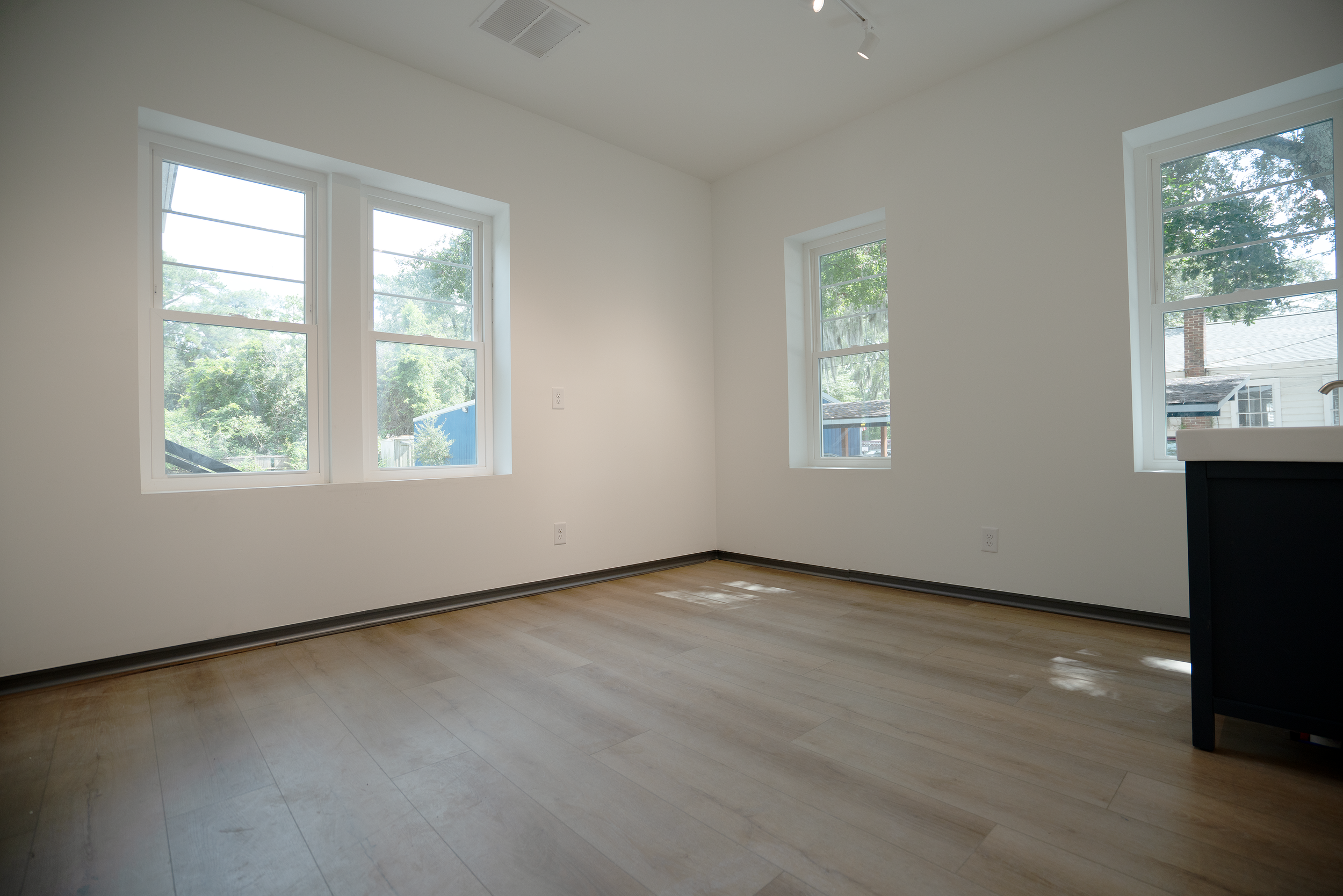 Suite 110.png