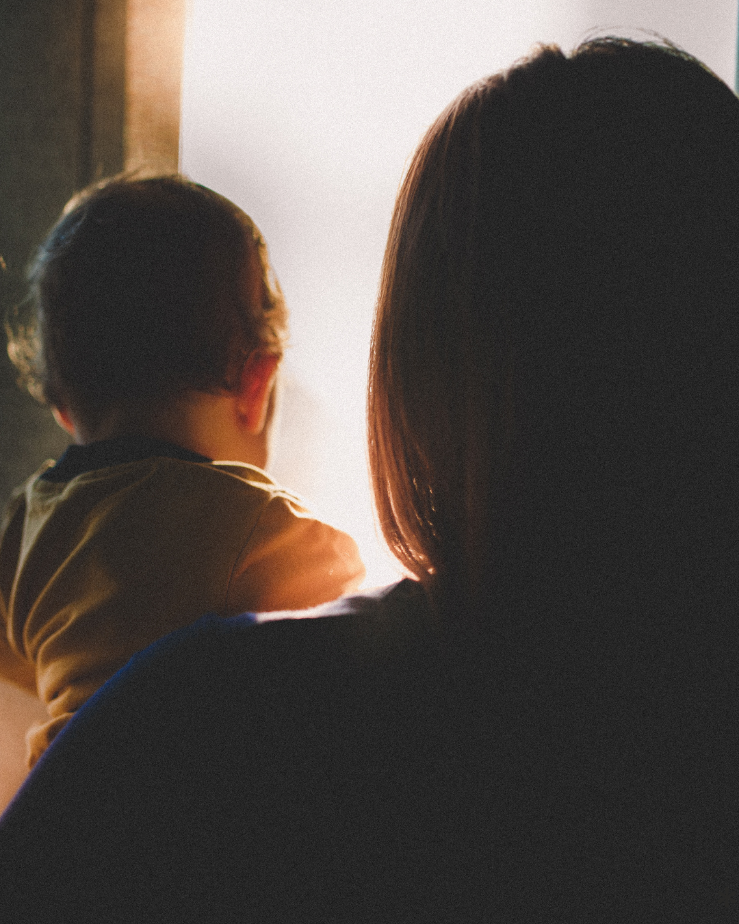 Woman seeking online and in-person talk therapy that supports motherhood in southern California