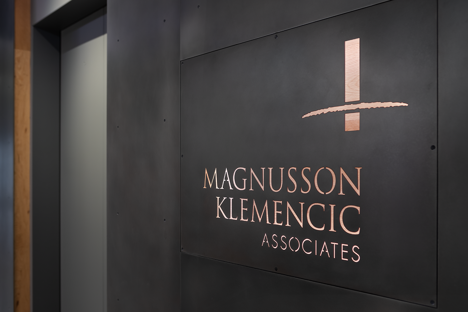 MKA - Logo.png