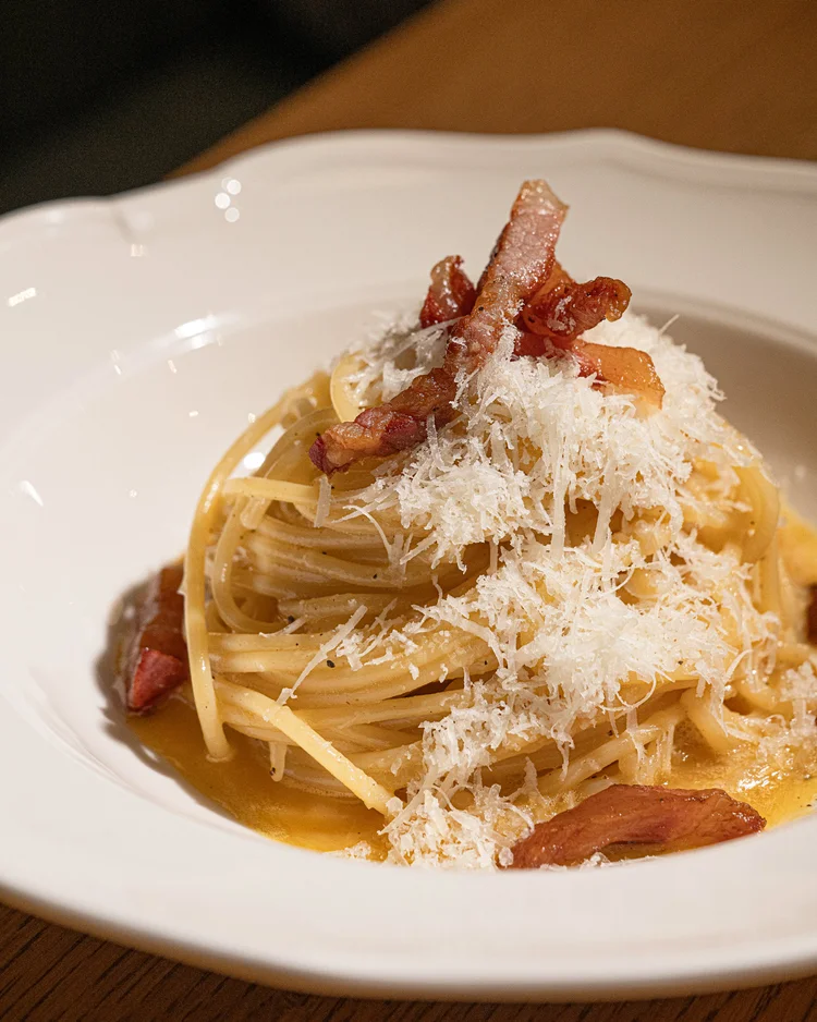 Spaghetti carbonara at Osteria Luce