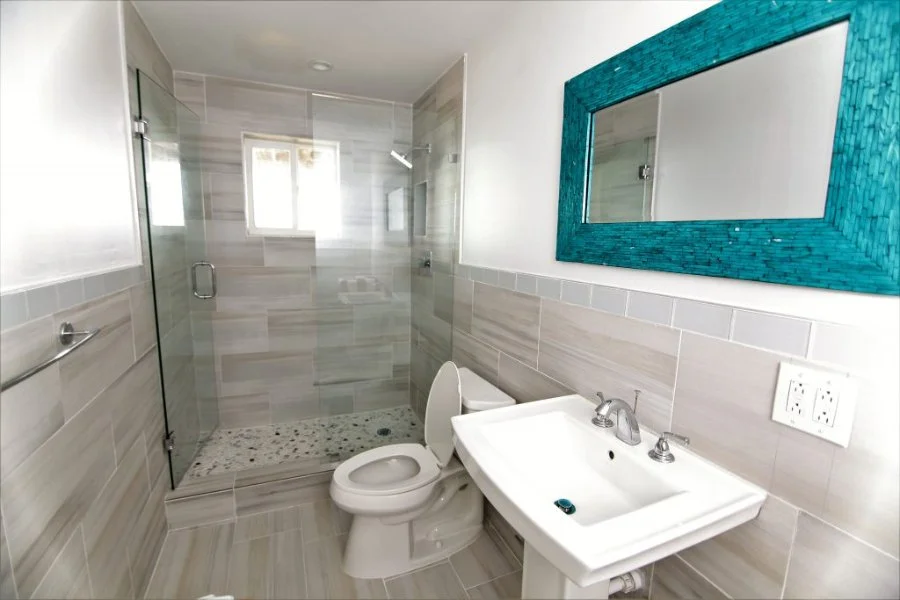 bathroom4.jpg