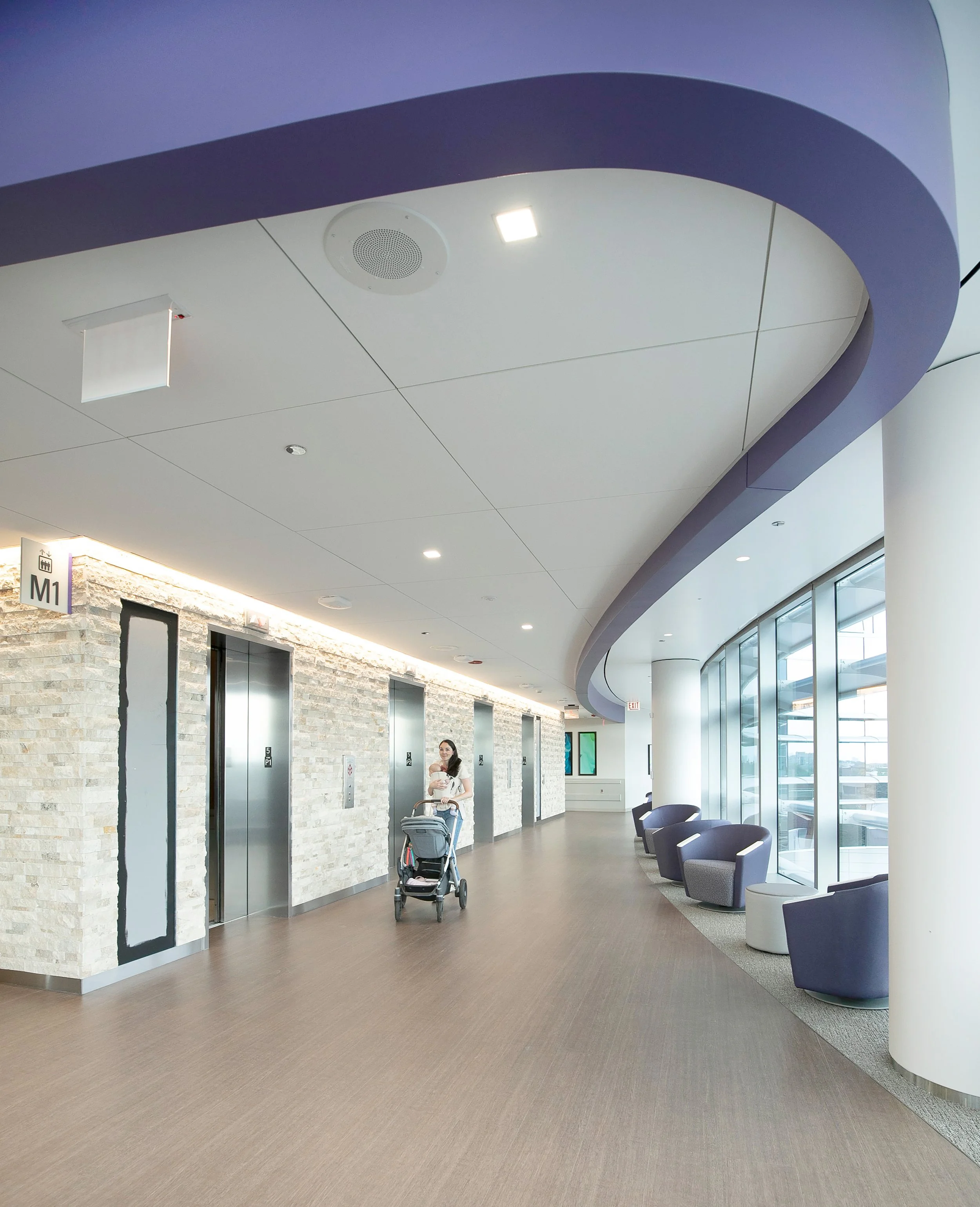 5th elevator lobby 2.jpg