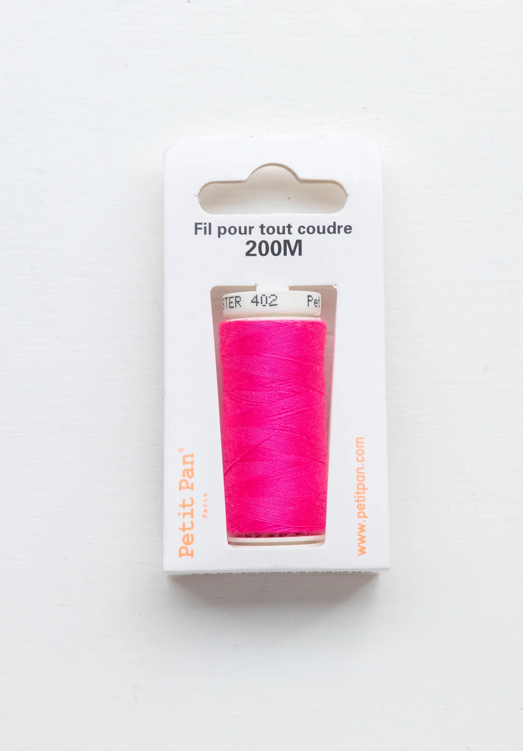Petit Pan - Petit Pan 200m Pink Polyester Sewing Thread.webp
