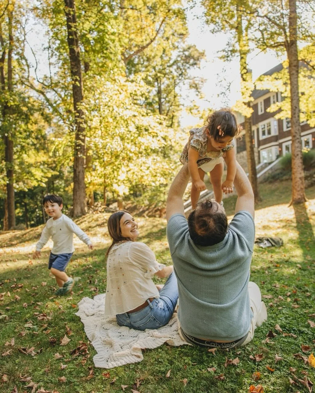 &ldquo;&lsquo;Have a couple kids, got the whole block looking like you&hellip;&rsquo; 🫶
This session was pure love and laughter &mdash; every frame a reminder that sometimes, the wish list is already checked off.&rdquo;
#WishList #TaylorSwiftLyrics 